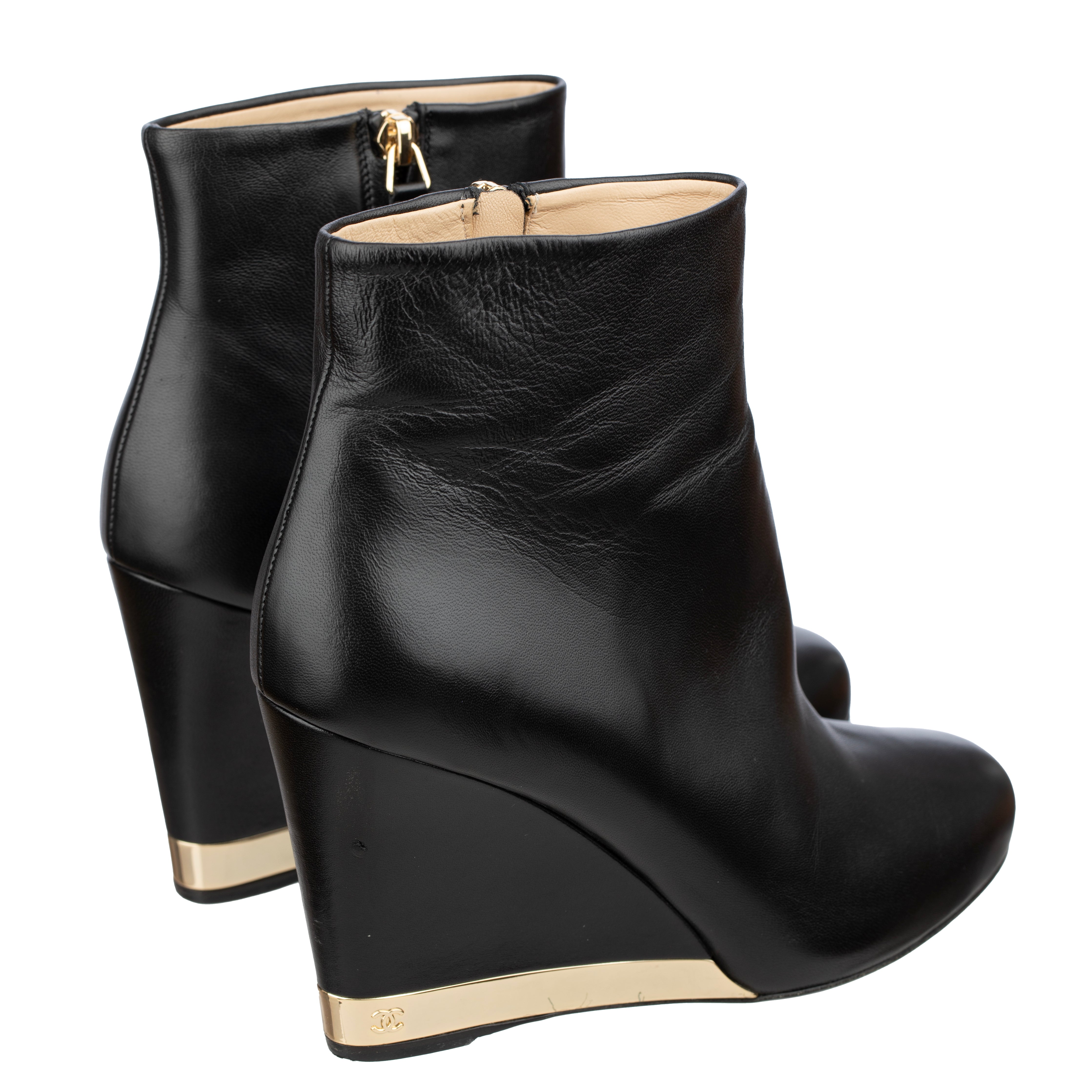 Chanel Wedge Booties In Black Leather With Gold Details - Size | 38 C FR