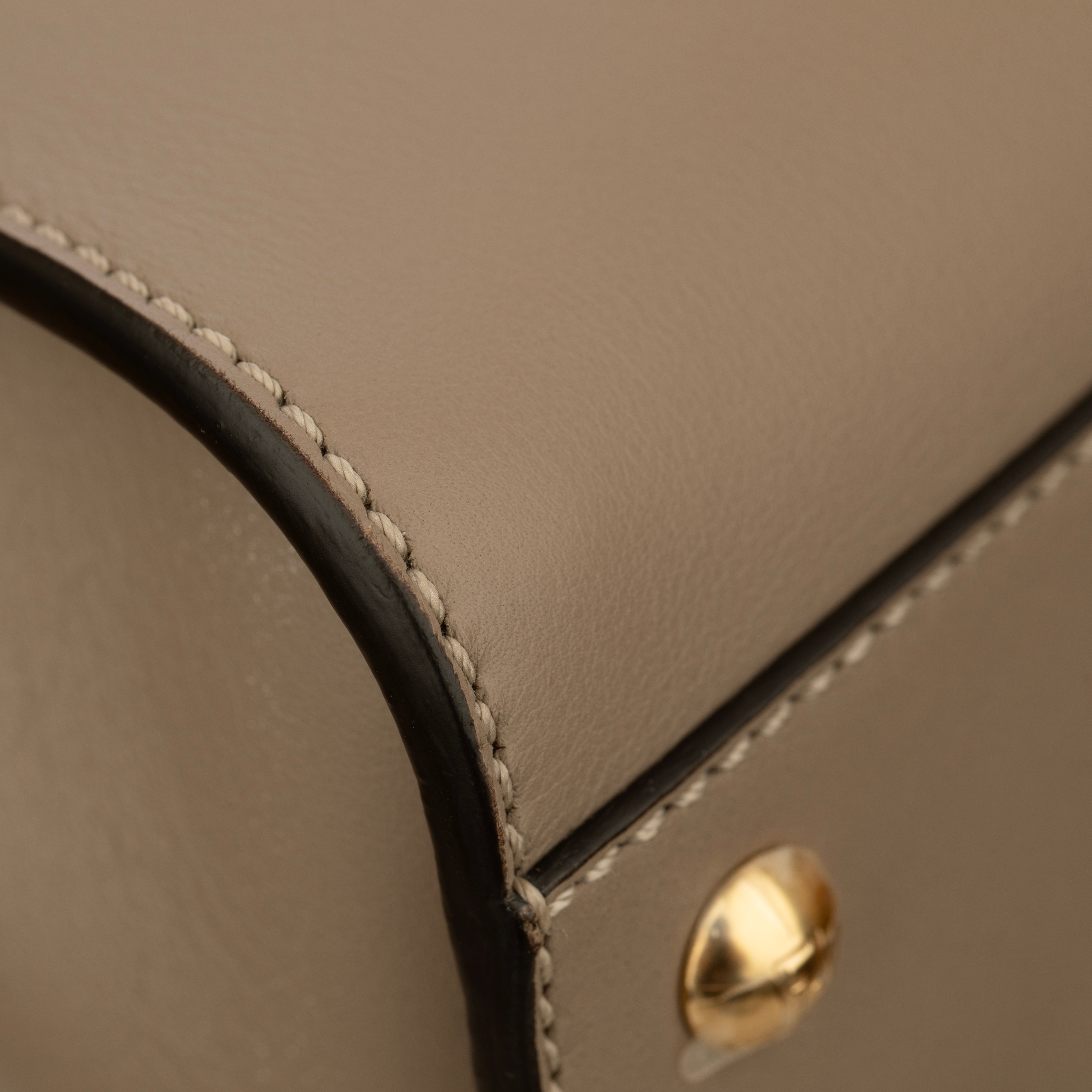 Fendi Medium Peekaboo Bag In Taupe Leather With Gold Hardware