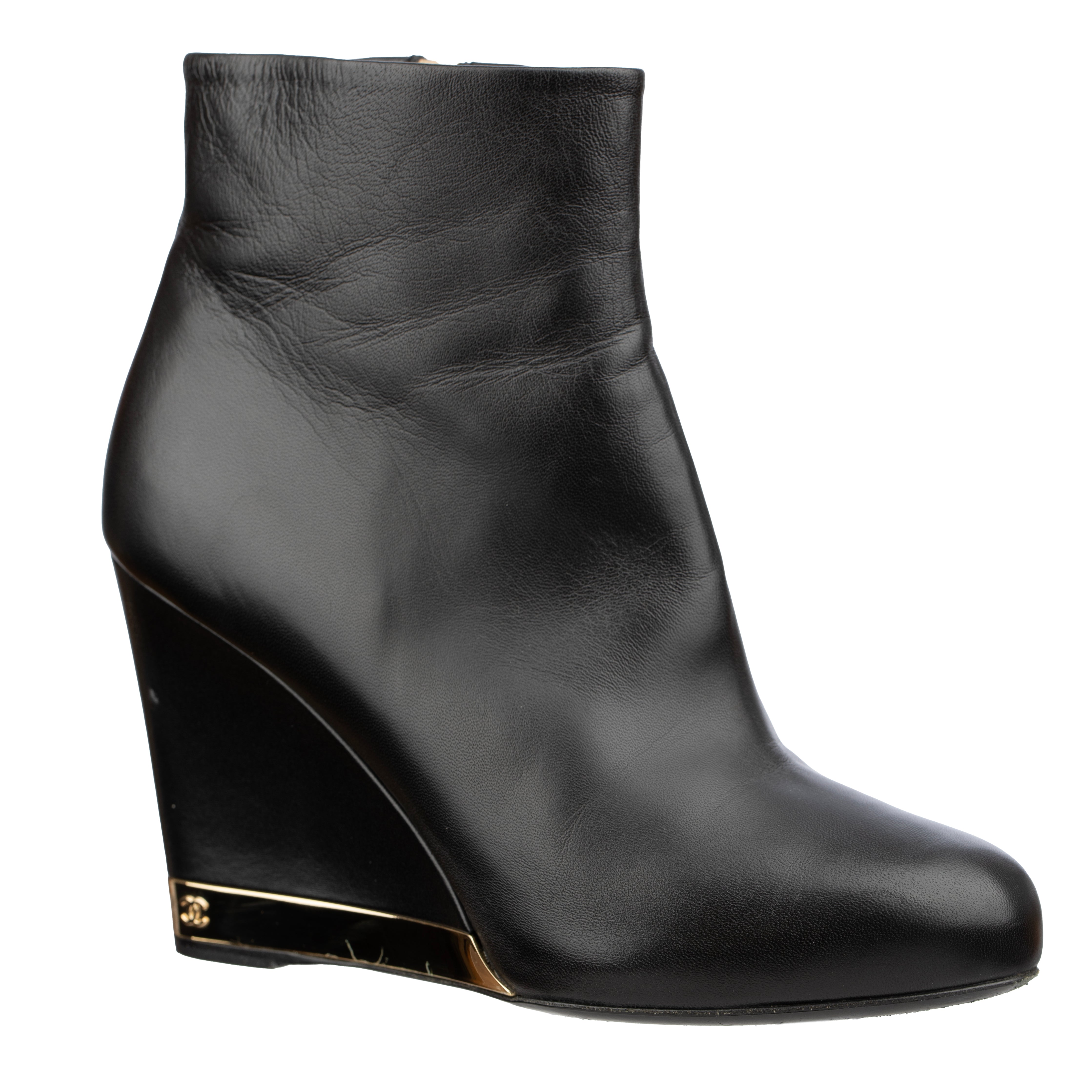 Chanel Wedge Booties In Black Leather With Gold Details - Size | 38 C FR