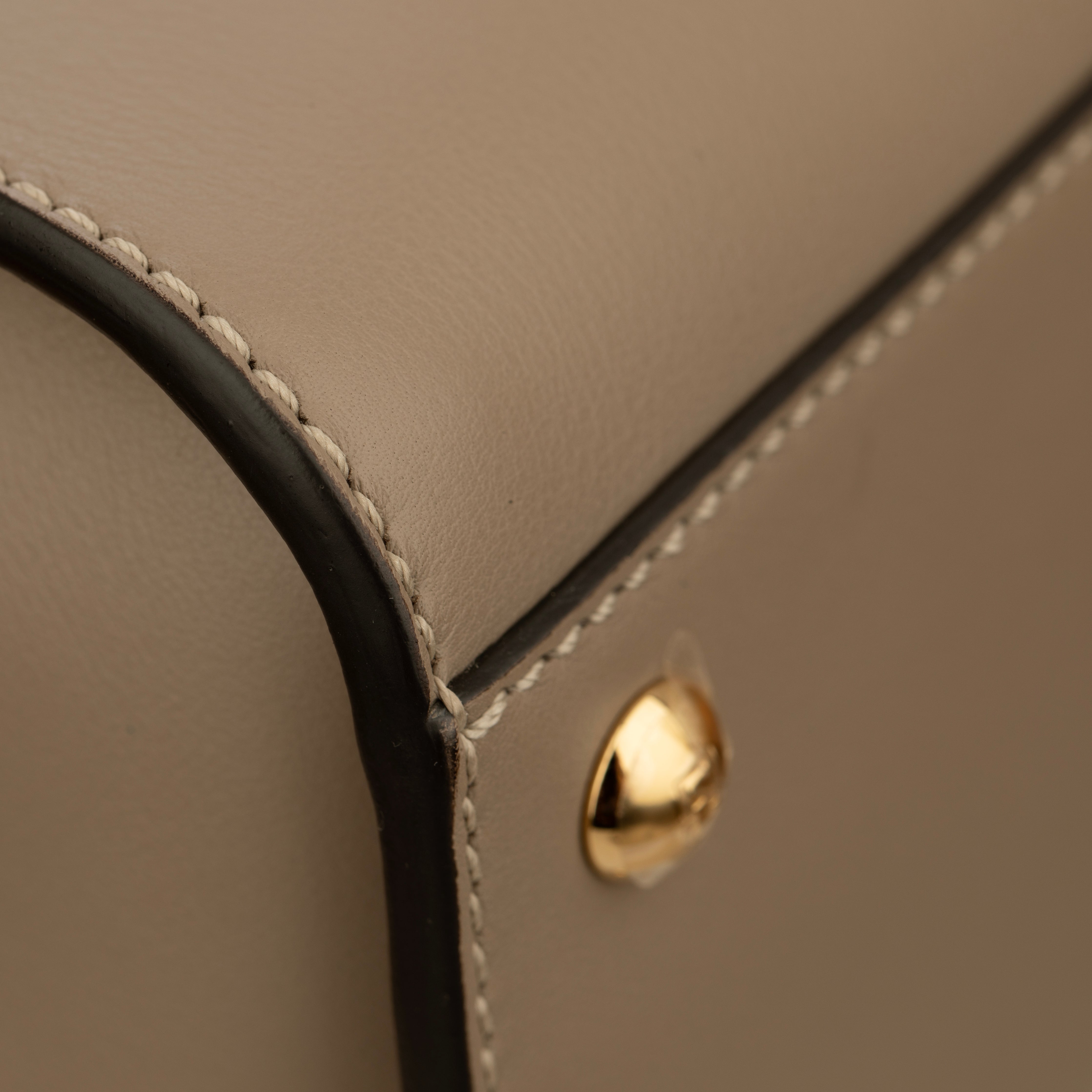 Fendi Medium Peekaboo Bag In Taupe Leather With Gold Hardware