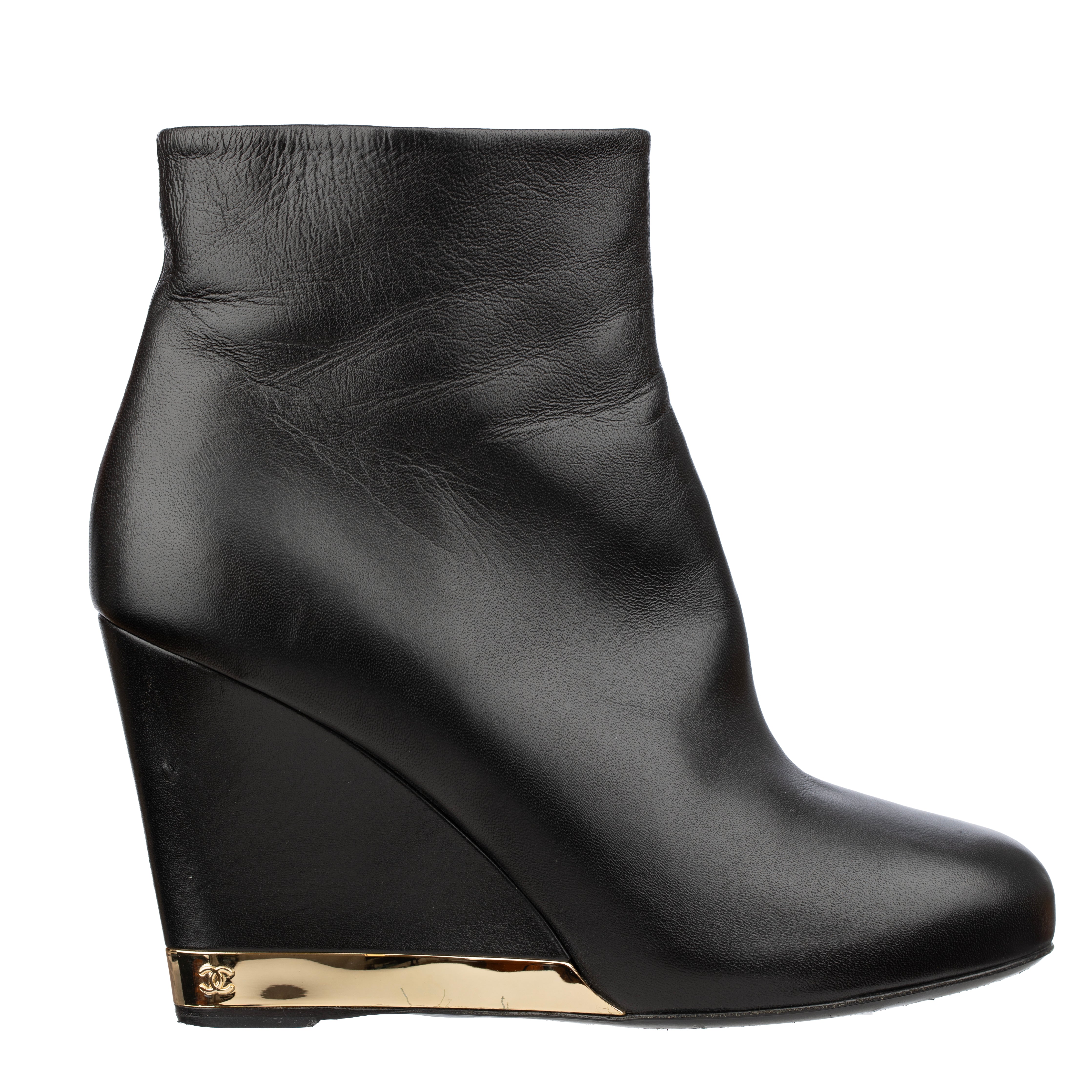 Chanel Wedge Booties In Black Leather With Gold Details - Size | 38 C FR