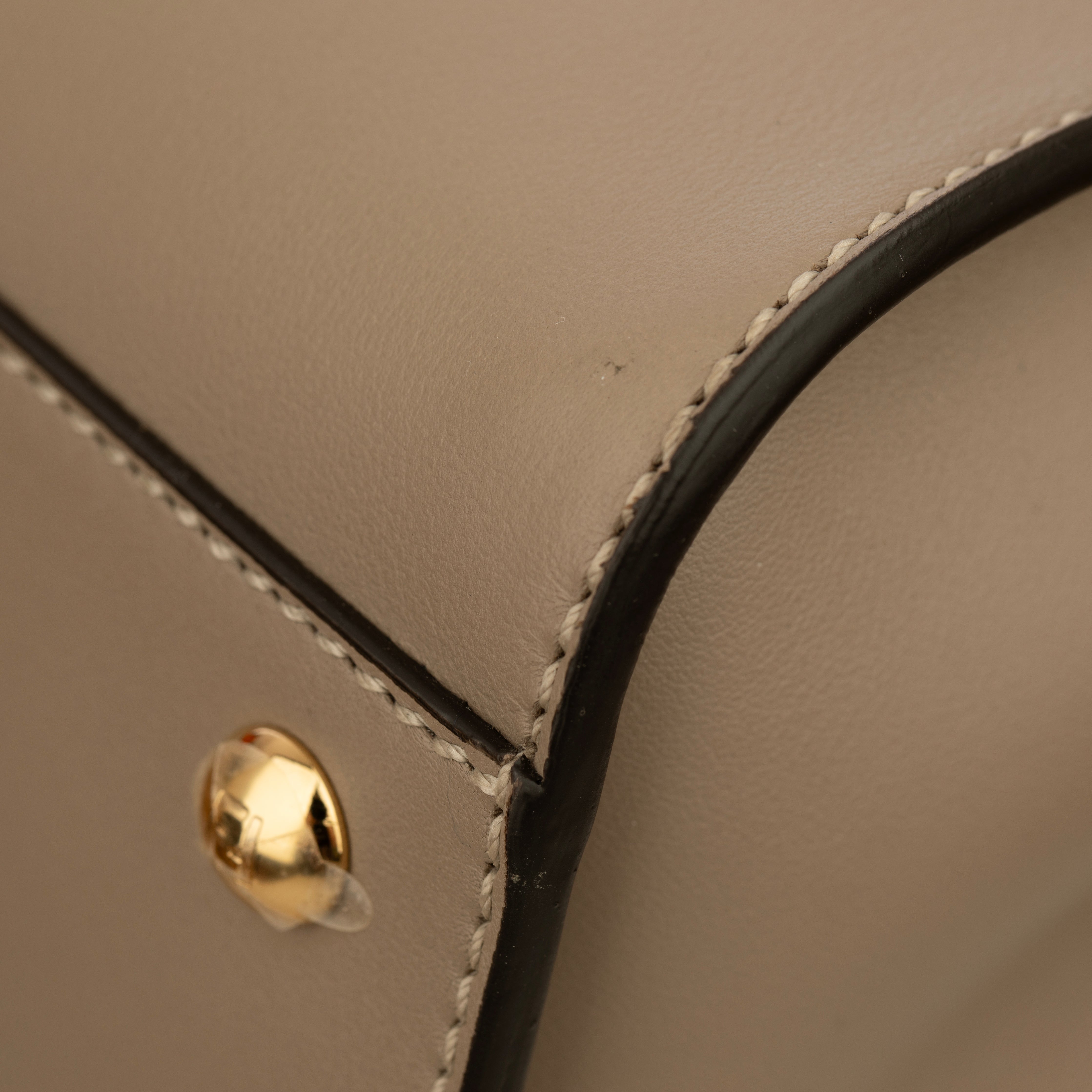 Fendi Medium Peekaboo Bag In Taupe Leather With Gold Hardware