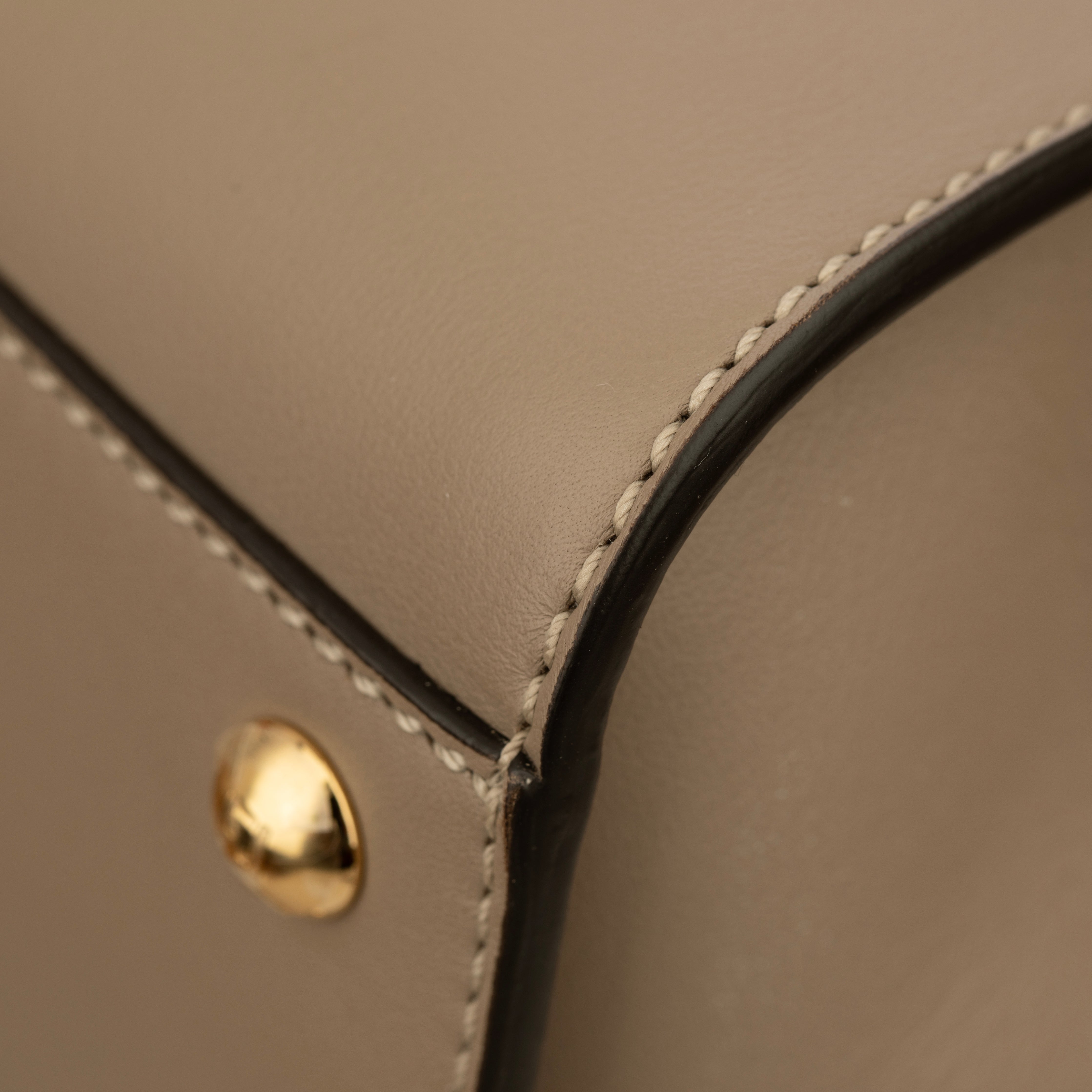 Fendi Medium Peekaboo Bag In Taupe Leather With Gold Hardware