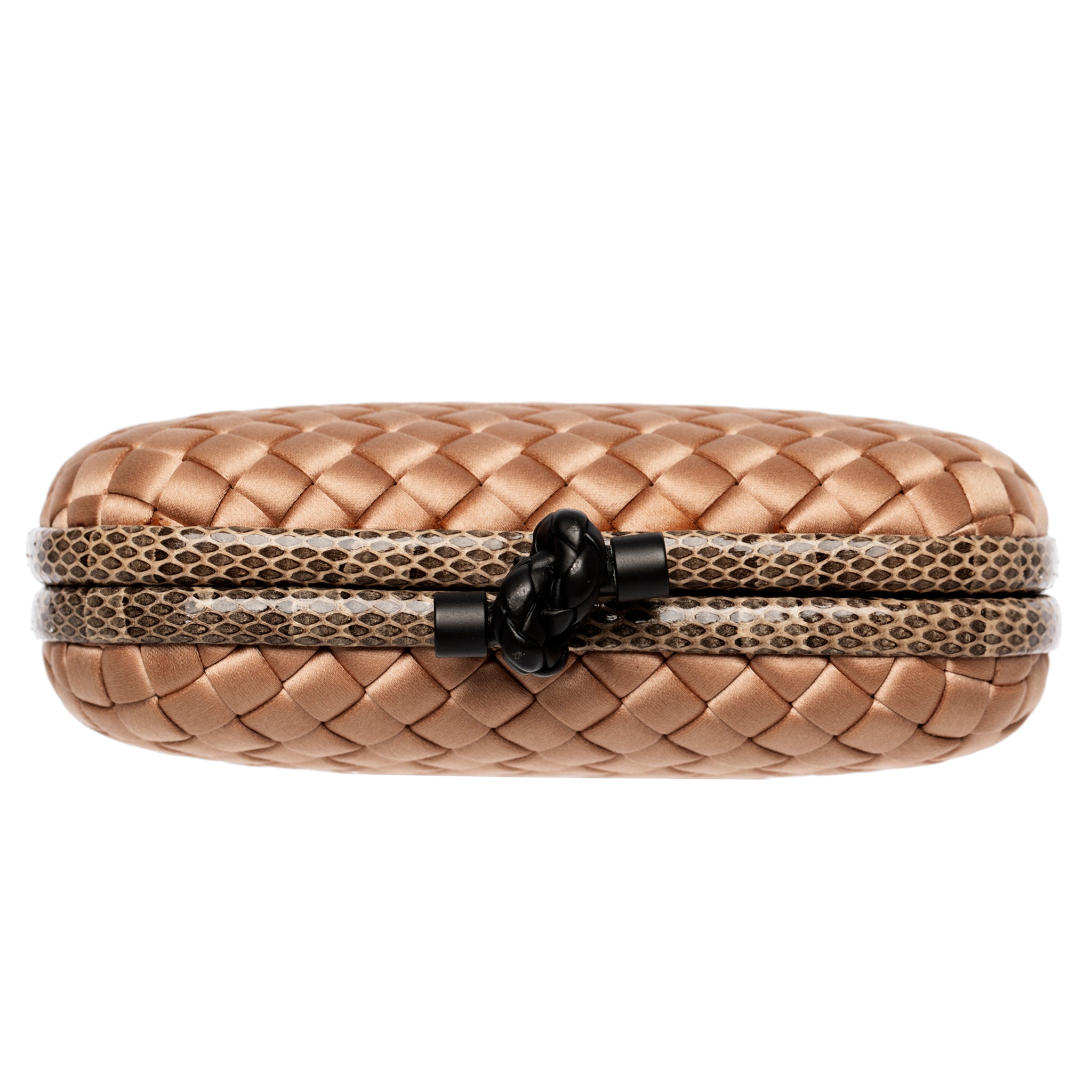 Bottega Veneta Intrecciato Knot Clutch In Dusty Pink