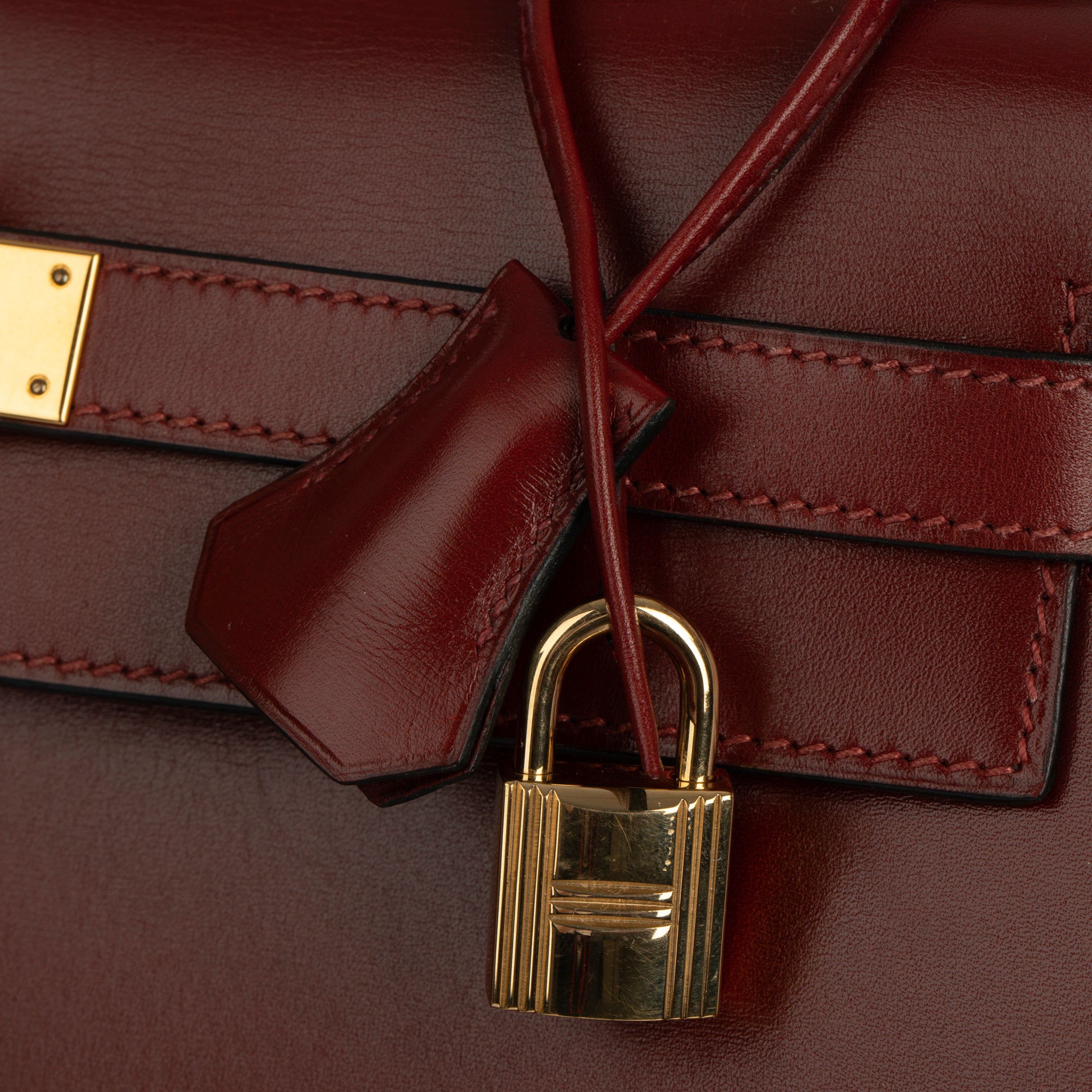 Hermes Vintage Kelly 32cm Rouge H Box Leather Gold Hardware