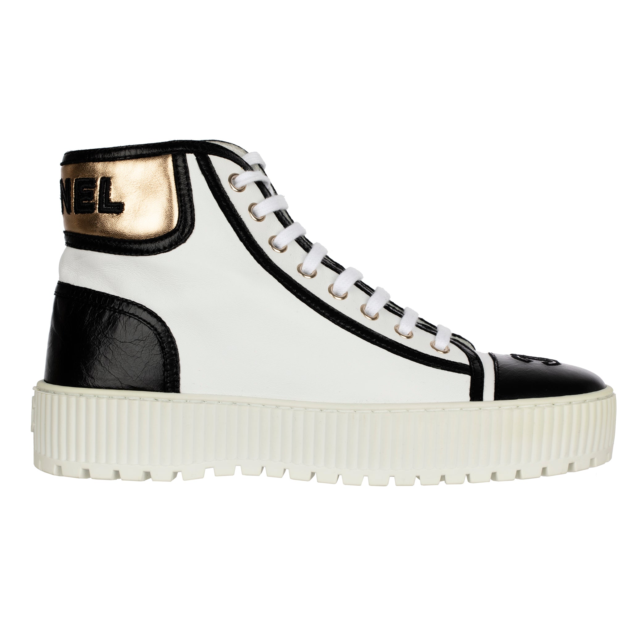 Chanel High Tops Black & White 37.5 FR
