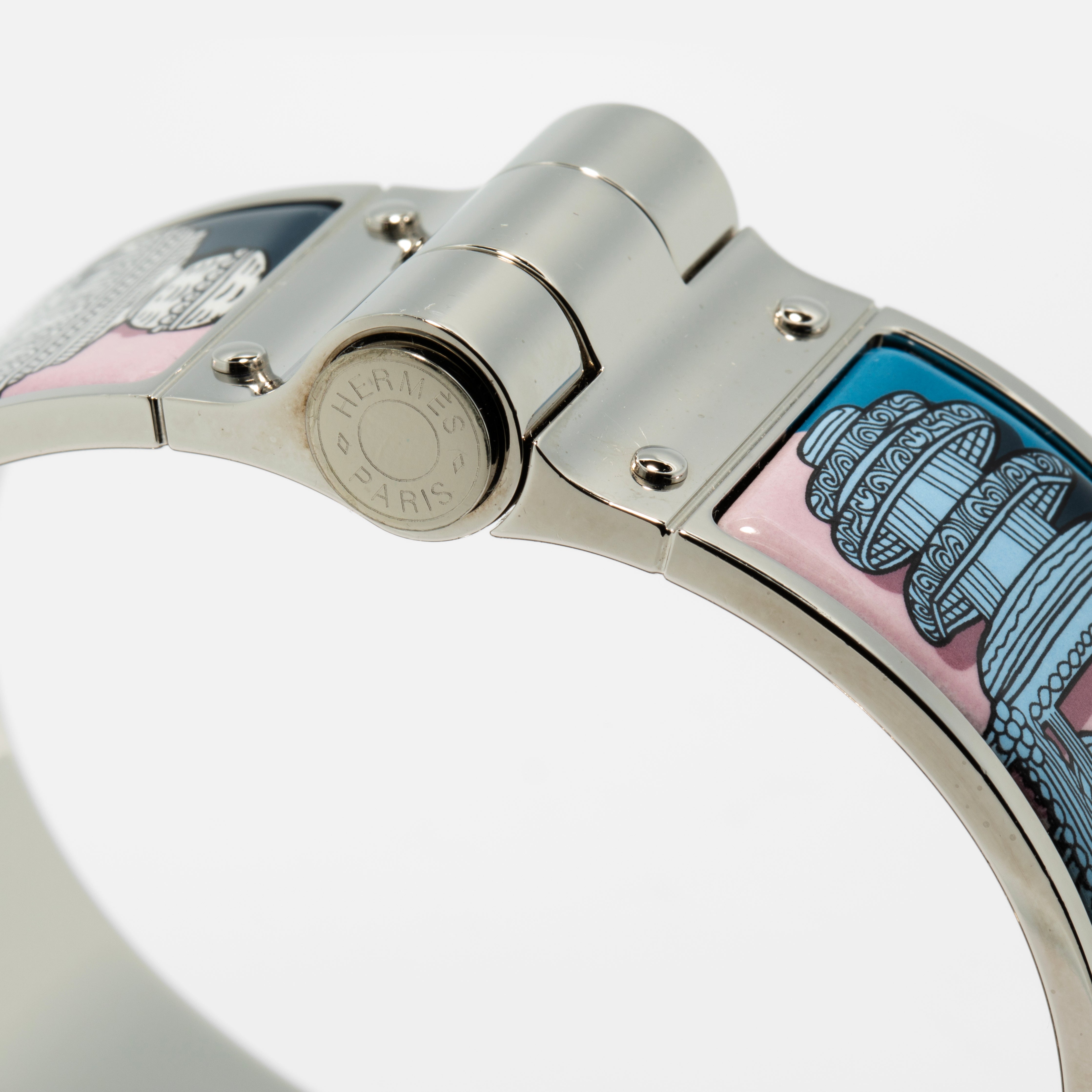 Hermès Les Cles Printed Enamel Hinged Bracelet