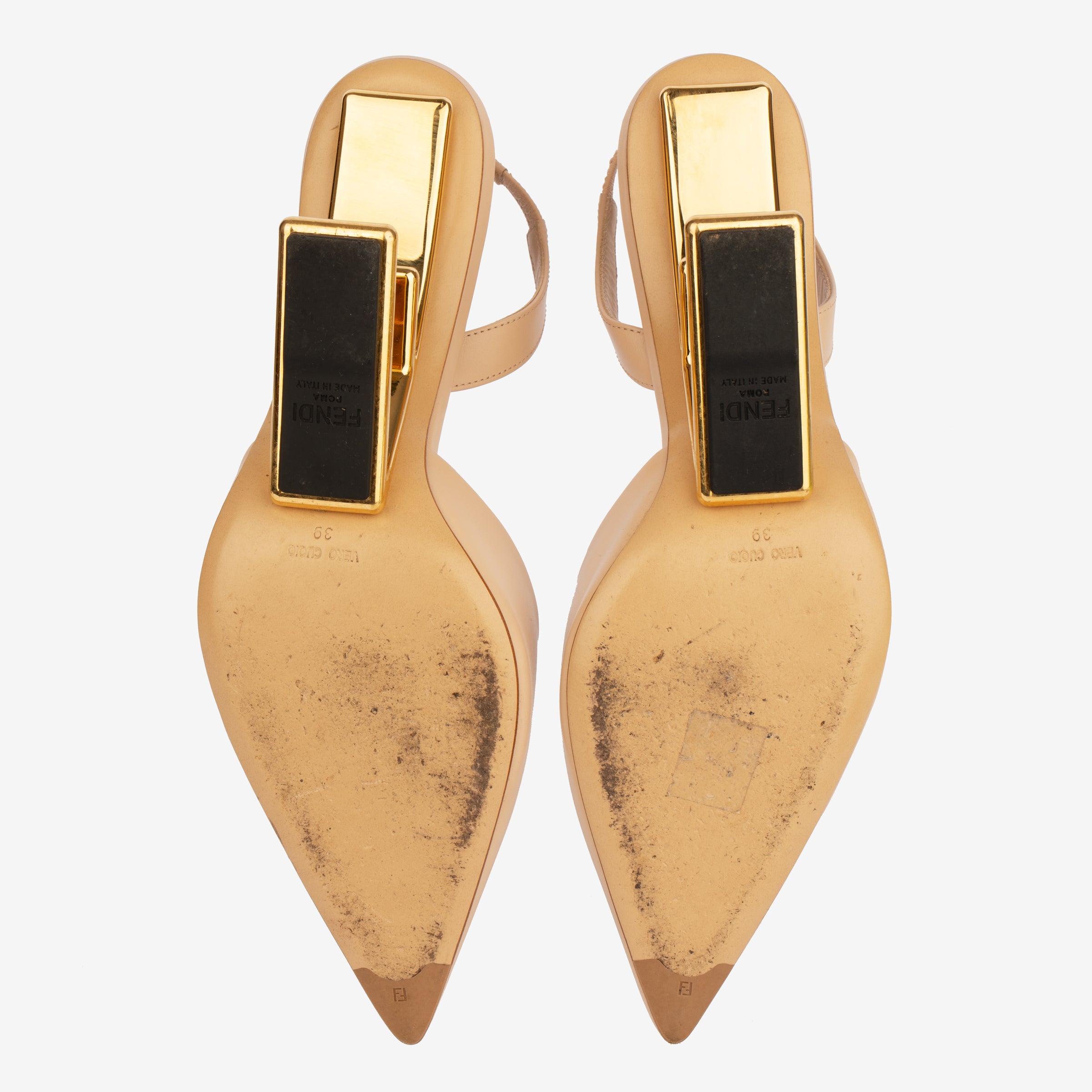 Fendi Pointed Leather Pumps In Beige/Nude - Size | 39 IT