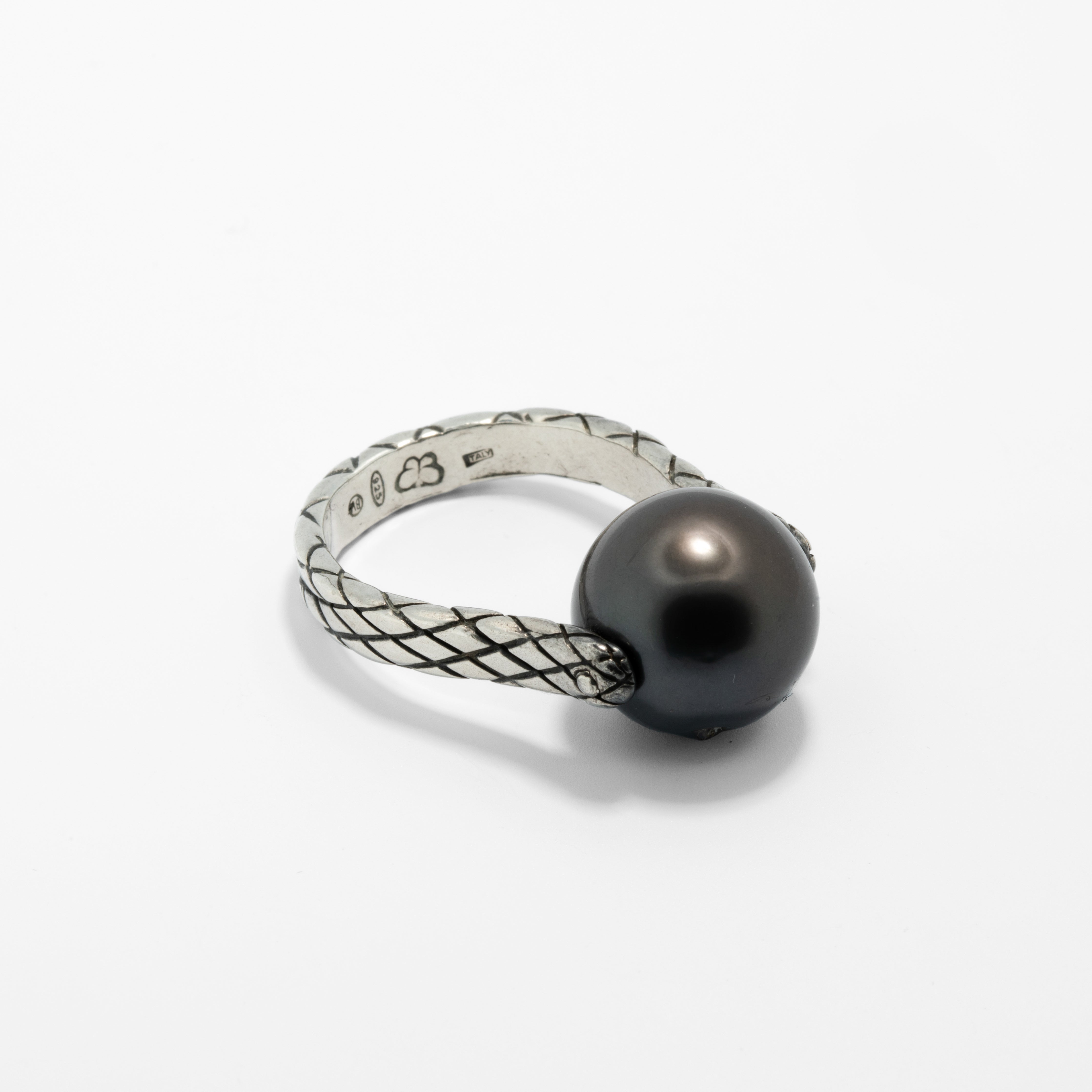 Bottega Veneta Intrecciato Sterling Silver Ring with Black Tahitian Pearl