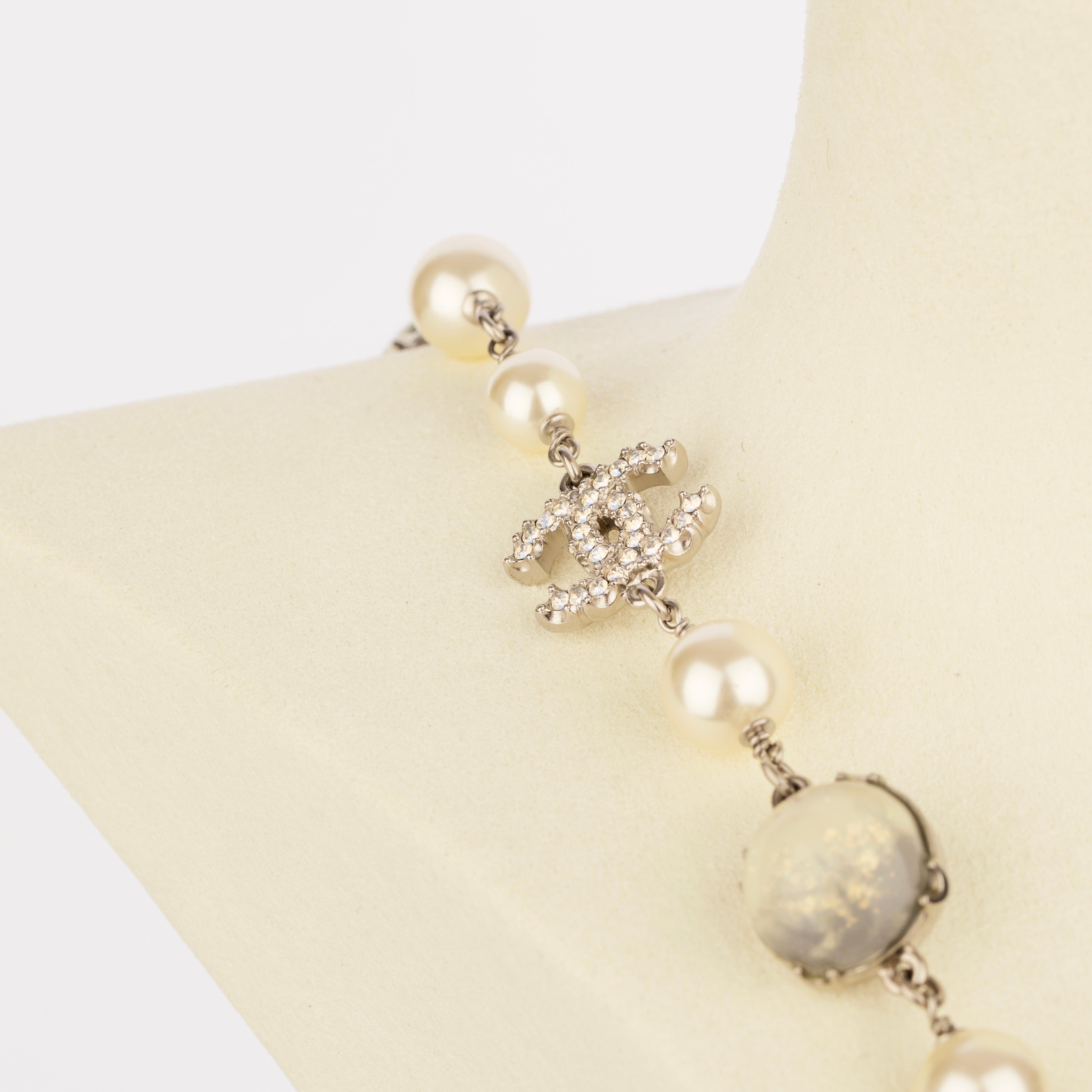 Chanel Faux Pearl and Crystal Silver Tone CC 94cm Long Necklace – 2017 Collection