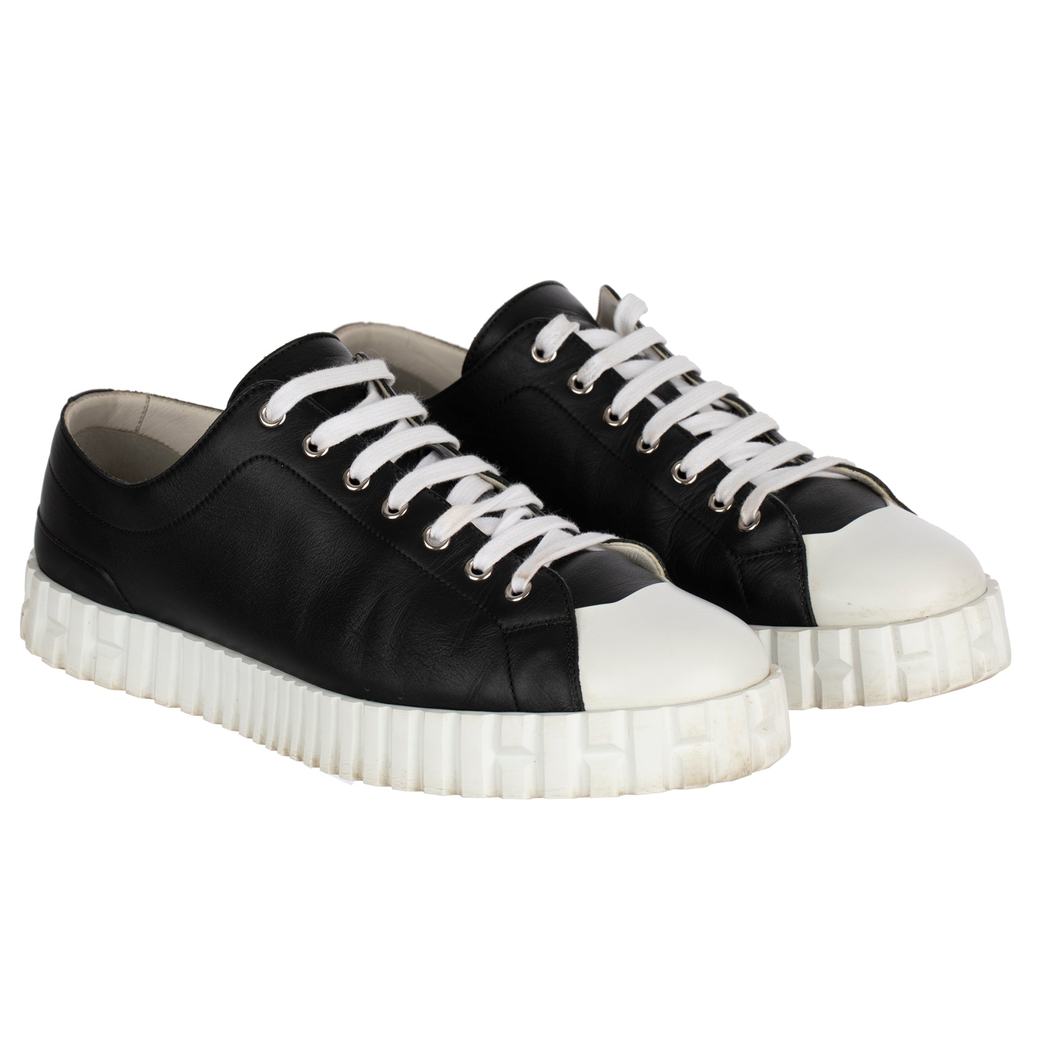 Hermes Mens Black & White Leather Shoes 43 FR