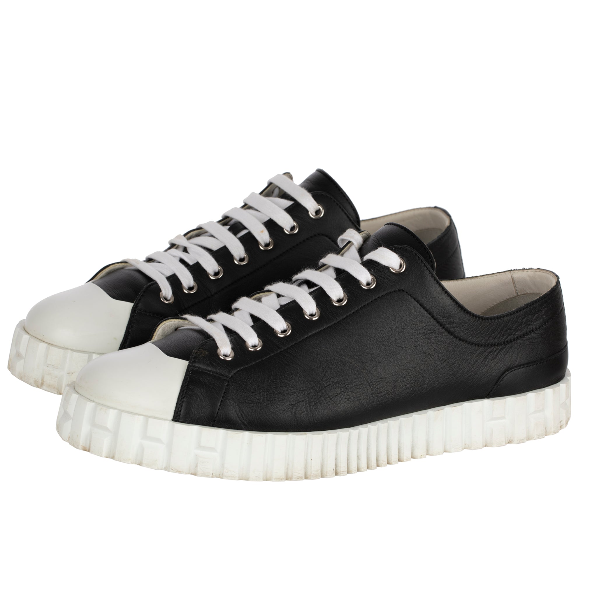 Hermes Mens Black & White Leather Shoes 43 FR