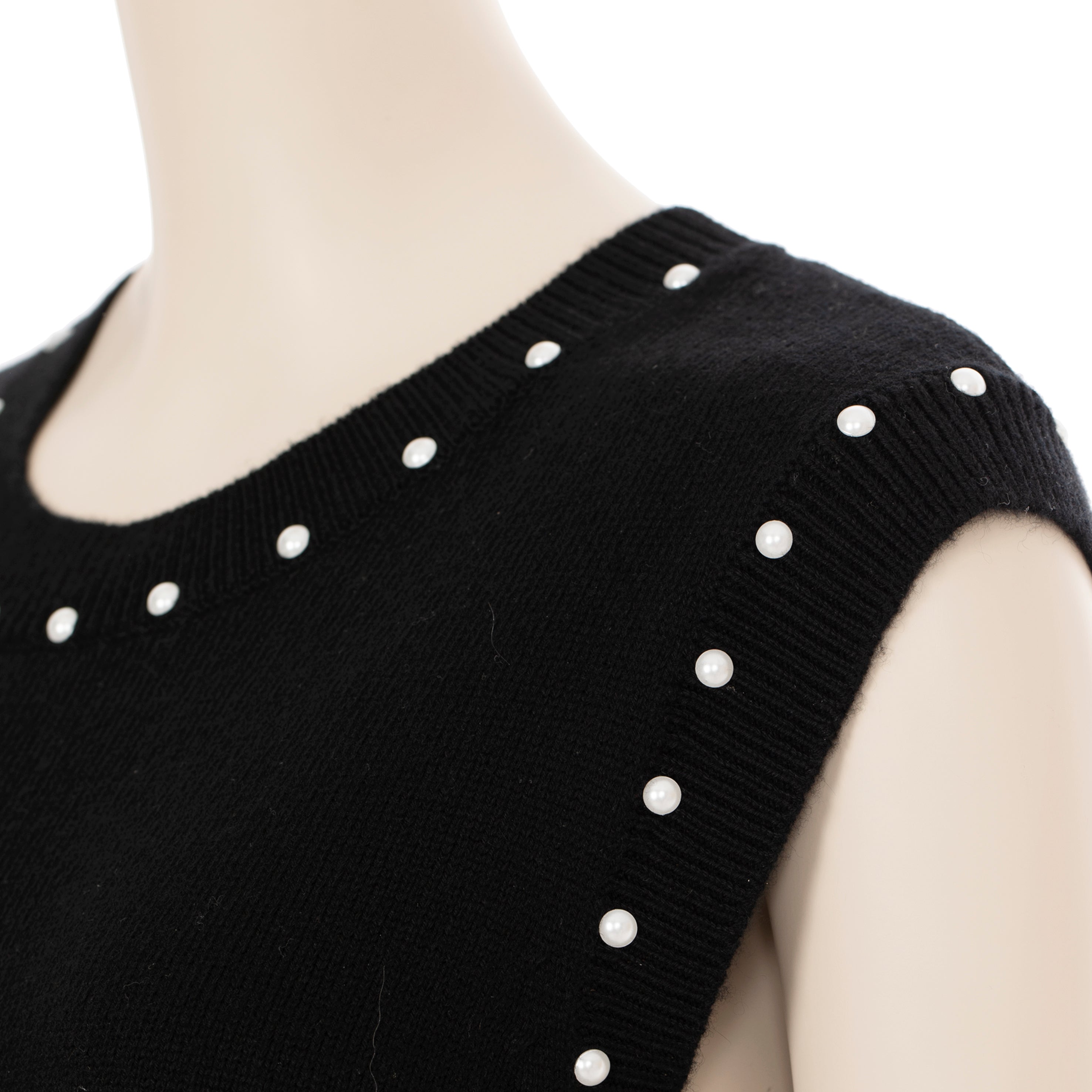 Chanel Black Knit Dress With Faux Pearl Details 40 FR