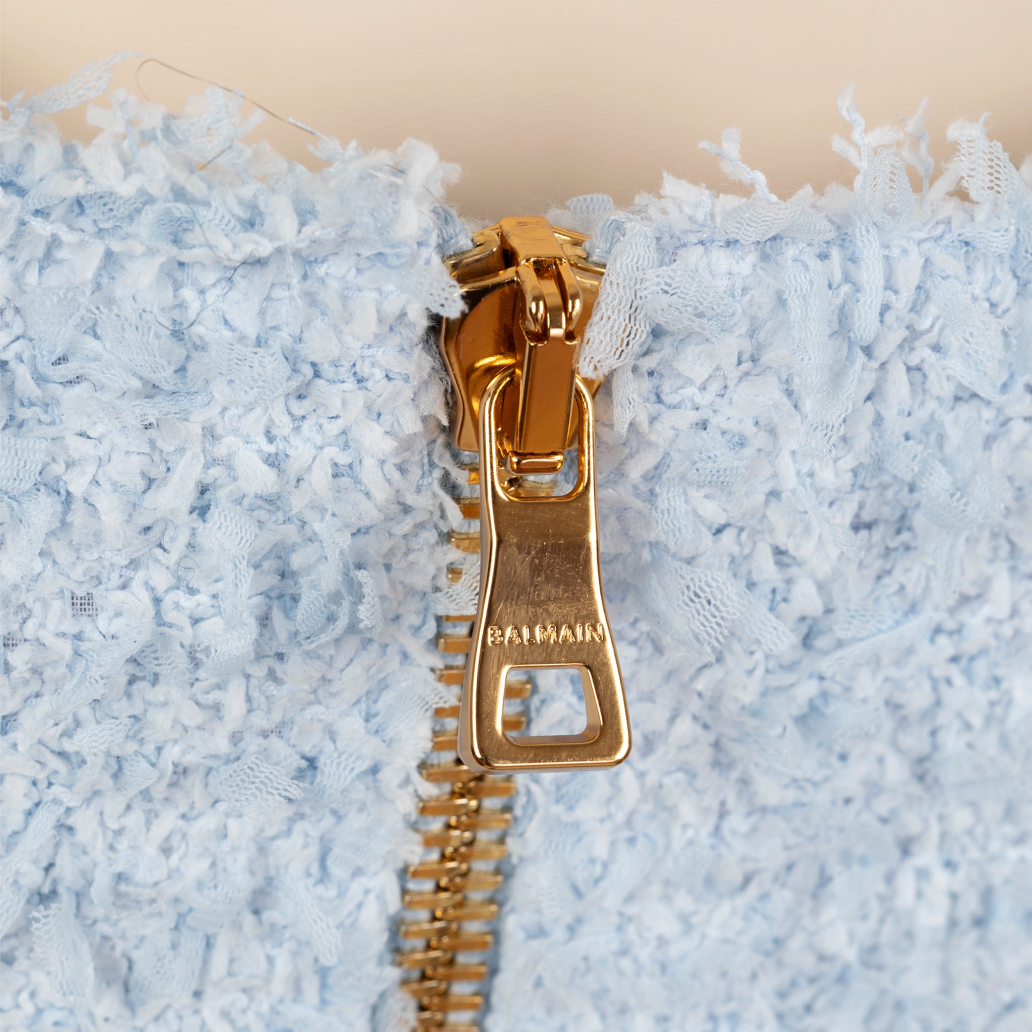 Balmain Paris Pale Blue Bouclé Crop Top with Gold Lion Buttons – 36 FR