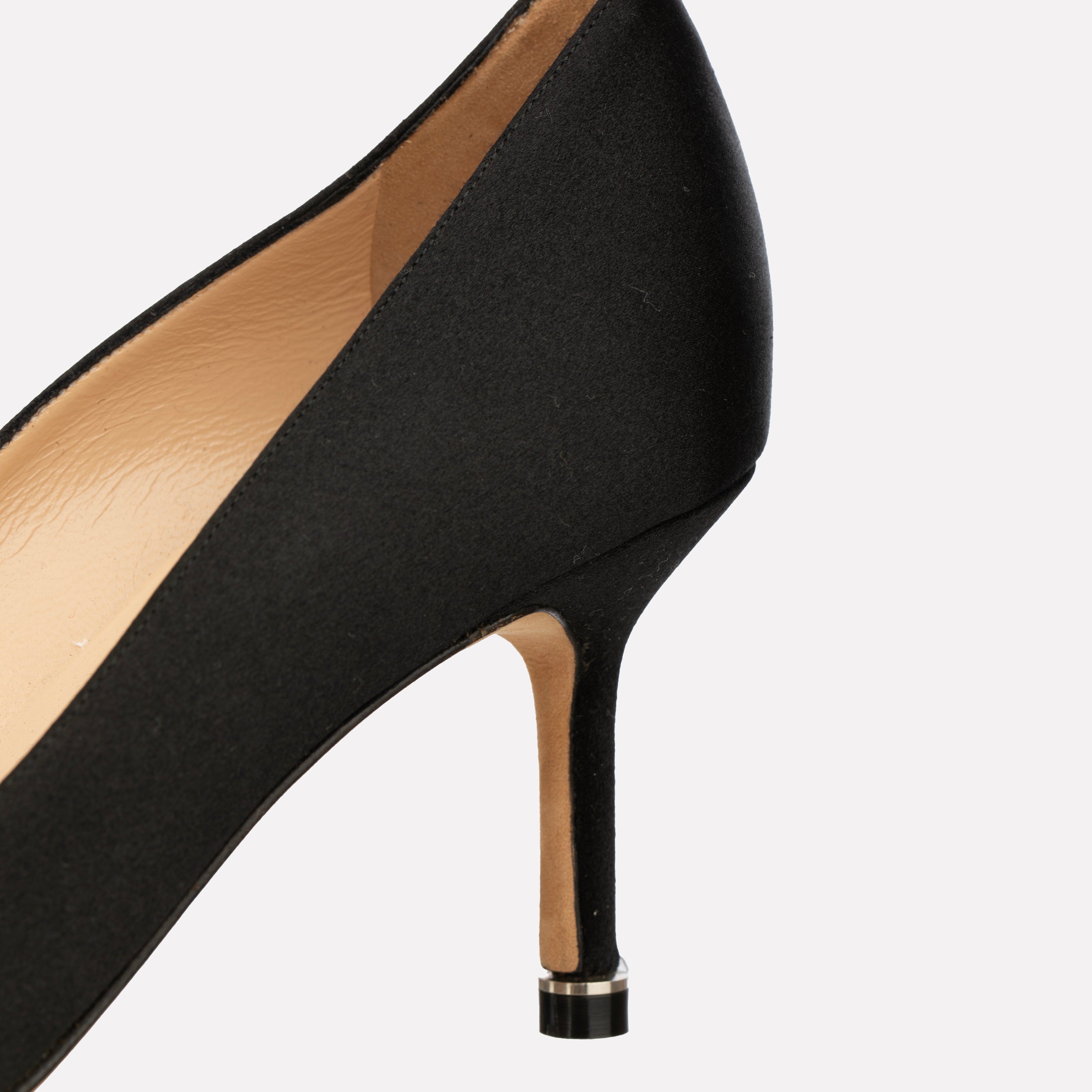 Manolo Blahnik Hangisi 50 Black Satin Heels - Size | 35.5 IT