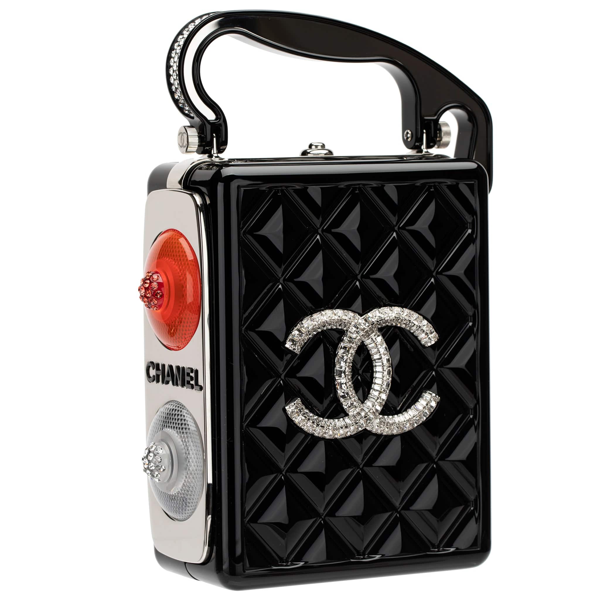 CHANEL MINAUDIÈRE LIMITED EDITION PLEXIGLASS TRAFFIC SILVER-TONE HARDWARE - On Repeat