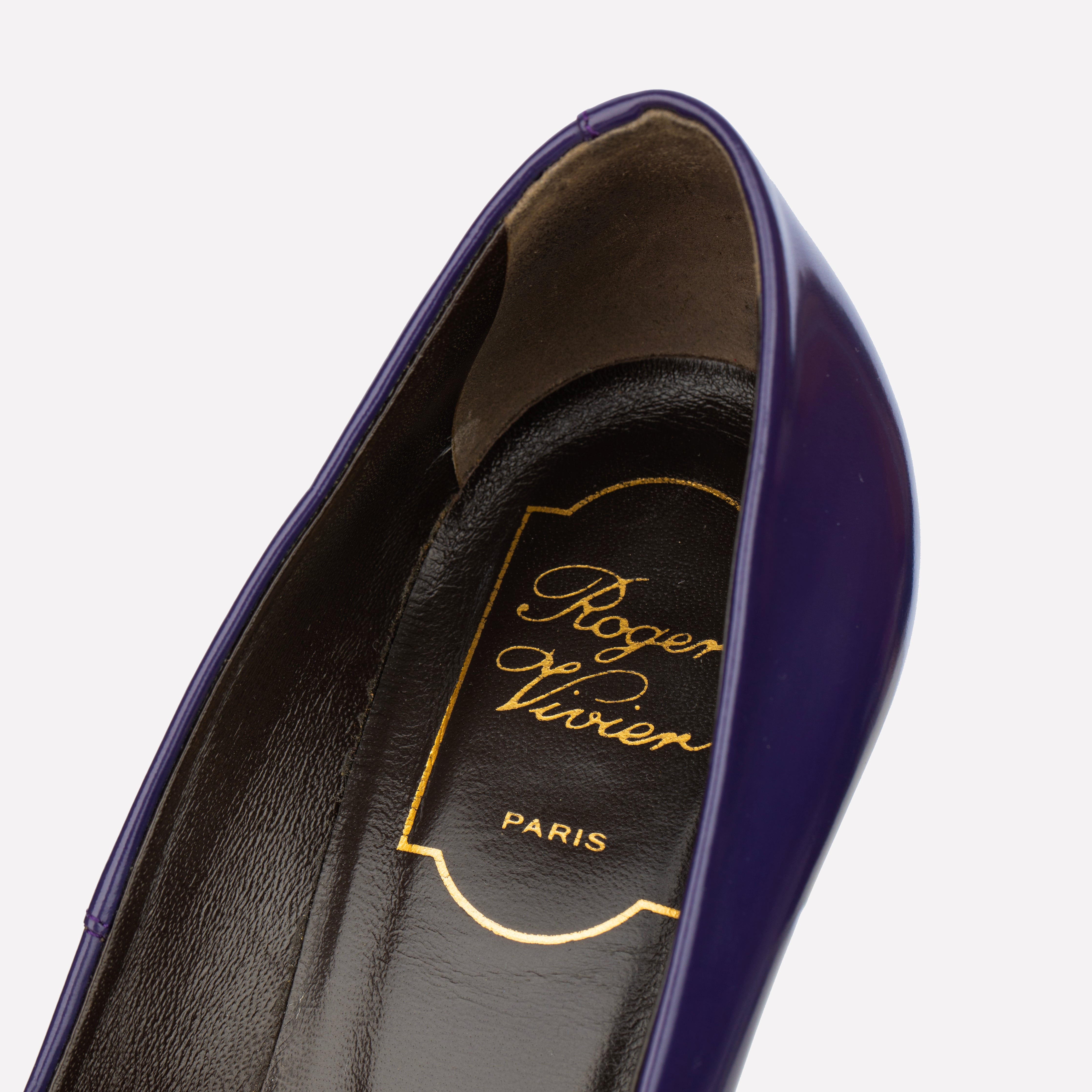 Roger Vivier Aubergine Patent Leather Heels with Gold Details - Size | 36 IT
