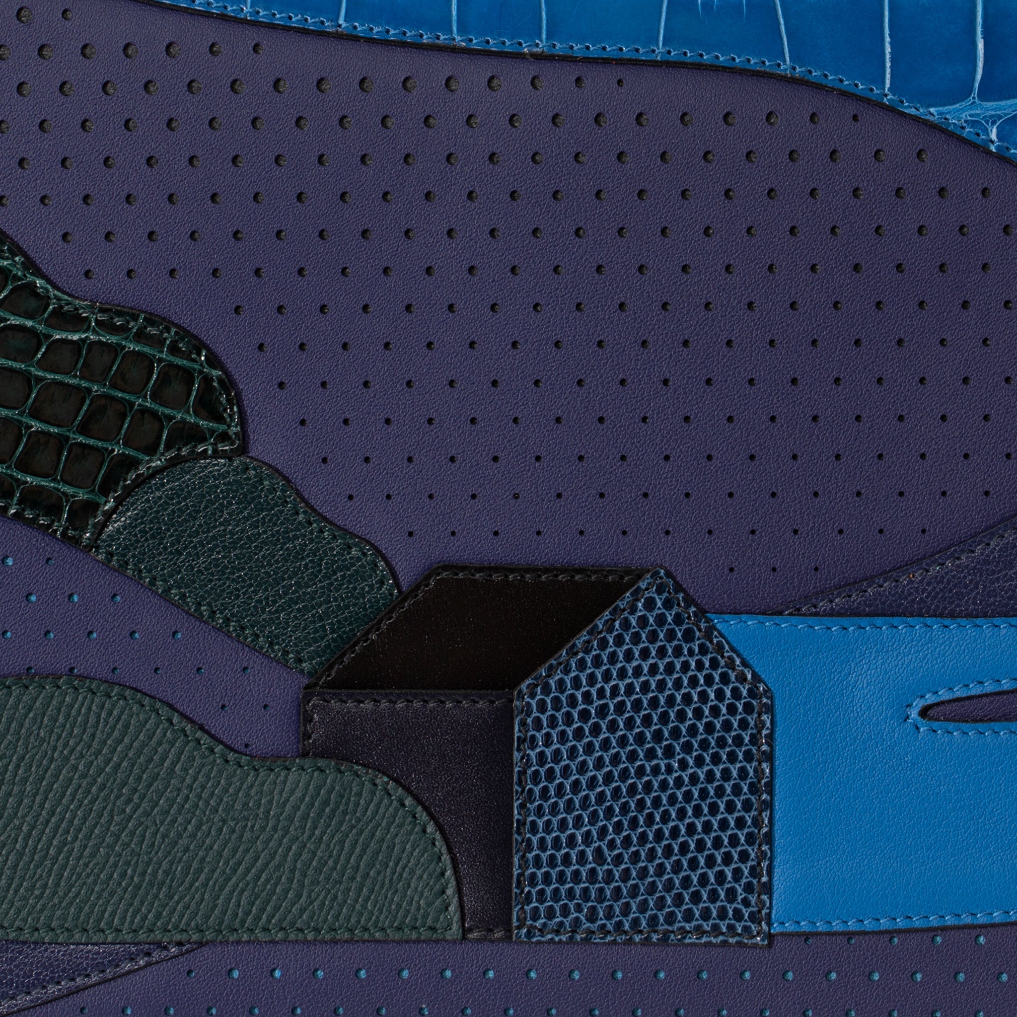 Hermes Constance 24cm Limited Edition "Au Bout Du Monde" Palladium Hardware