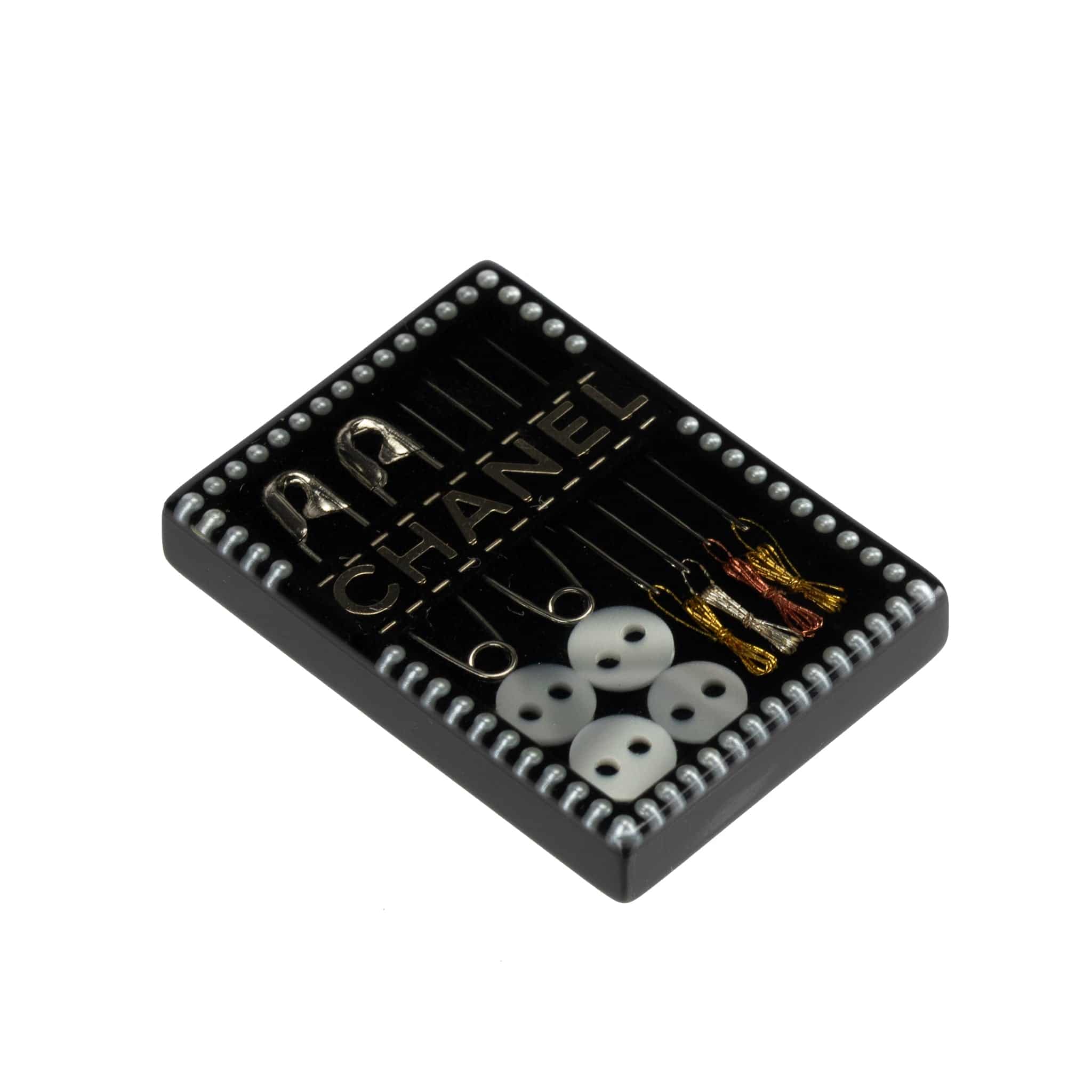 CHANEL BROOCH SEWING KIT - On Repeat