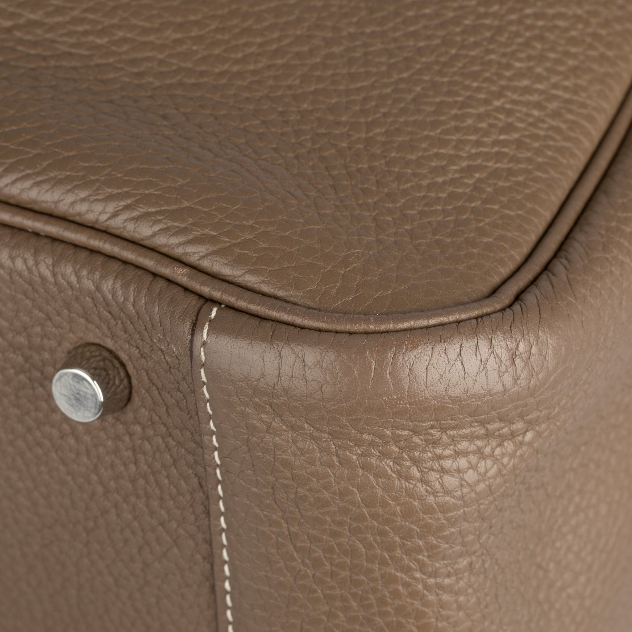 HERMES LINDY 30CM ETOUPE CLEMENCE LEATHER PALLADIUM HARDWARE - On Repeat