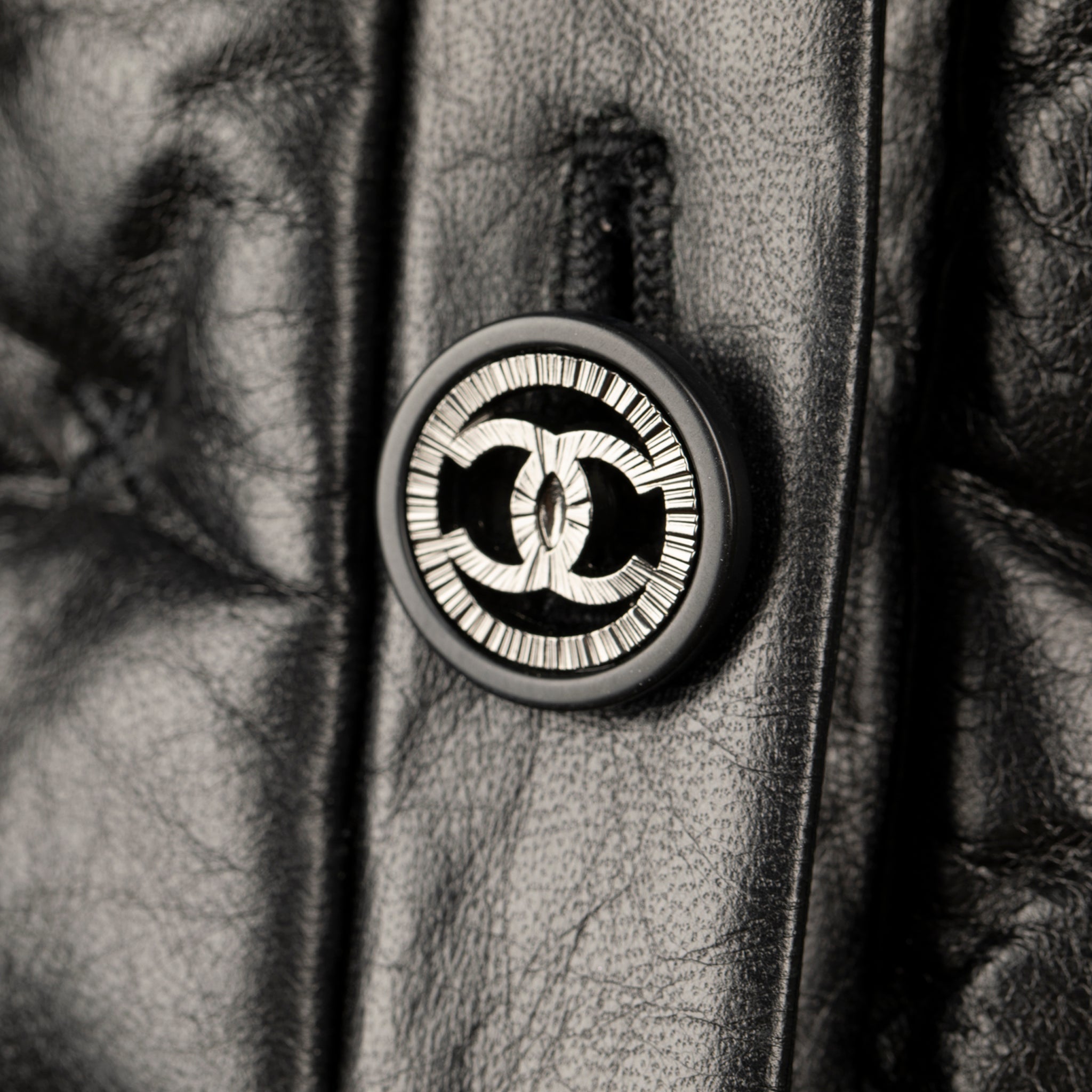 CHANEL BLACK QUILTED LEATHER JACKET 38 FR - On Repeat