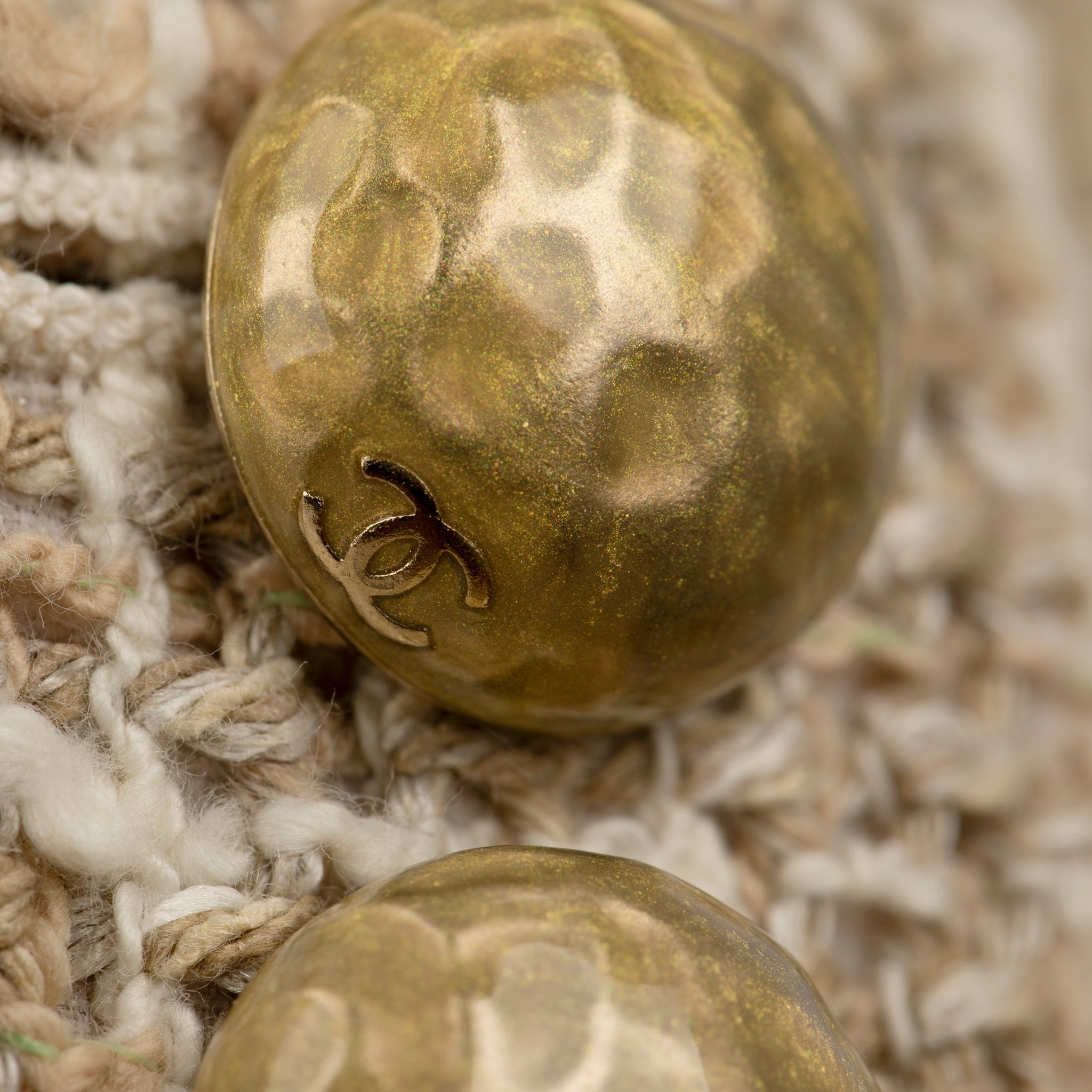 CHANEL BEIGE TWEED JACKET WITH MANDARIN COLLAR 36 FR - On Repeat