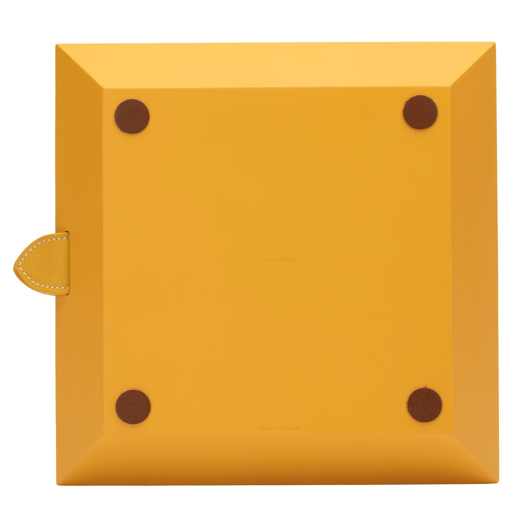 HERMES ATRIUM CHANGE TRAY LACQUERED WOOD CURRY - On Repeat