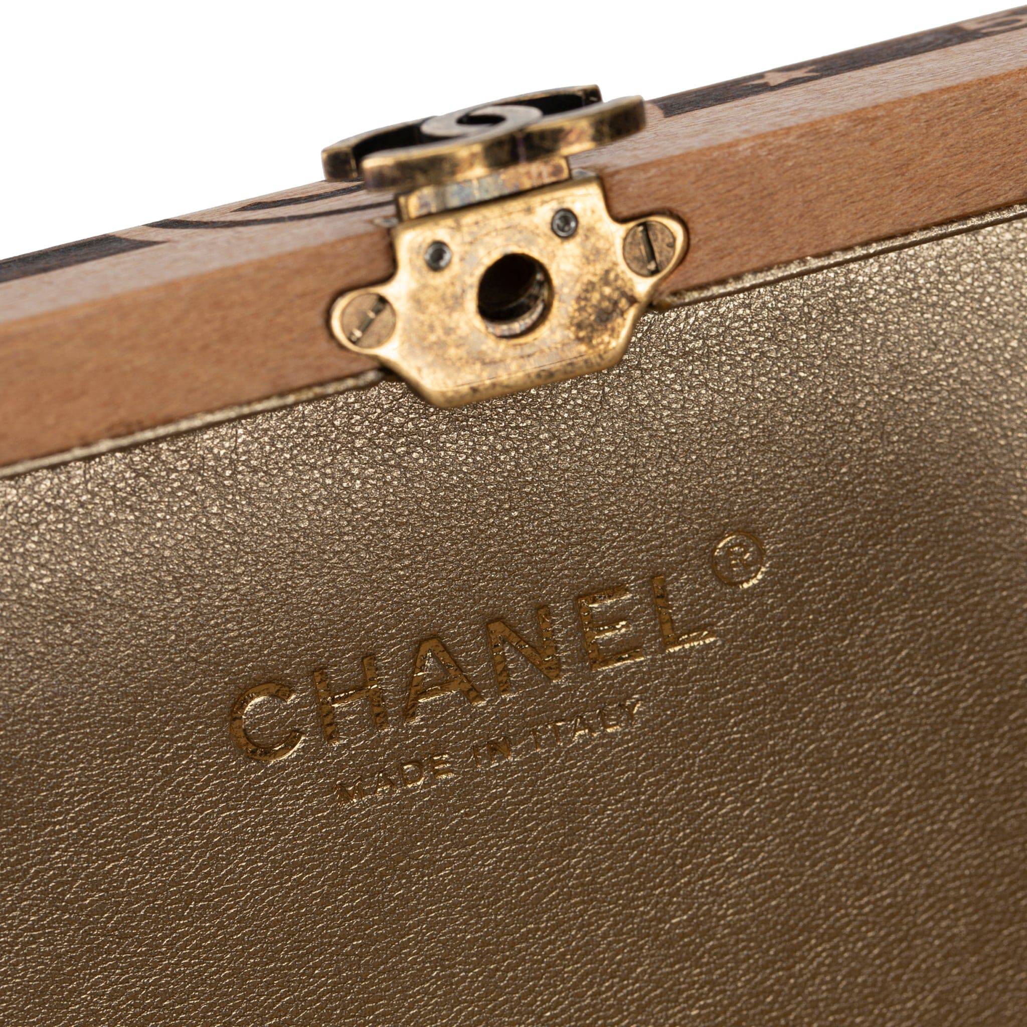 CHANEL MINAUDIÈRE LIMITED EDITION HAVANA BY THE NIGHT COCO CUBAN CIGAR CASE AGED GOLD HARDWARE - On Repeat