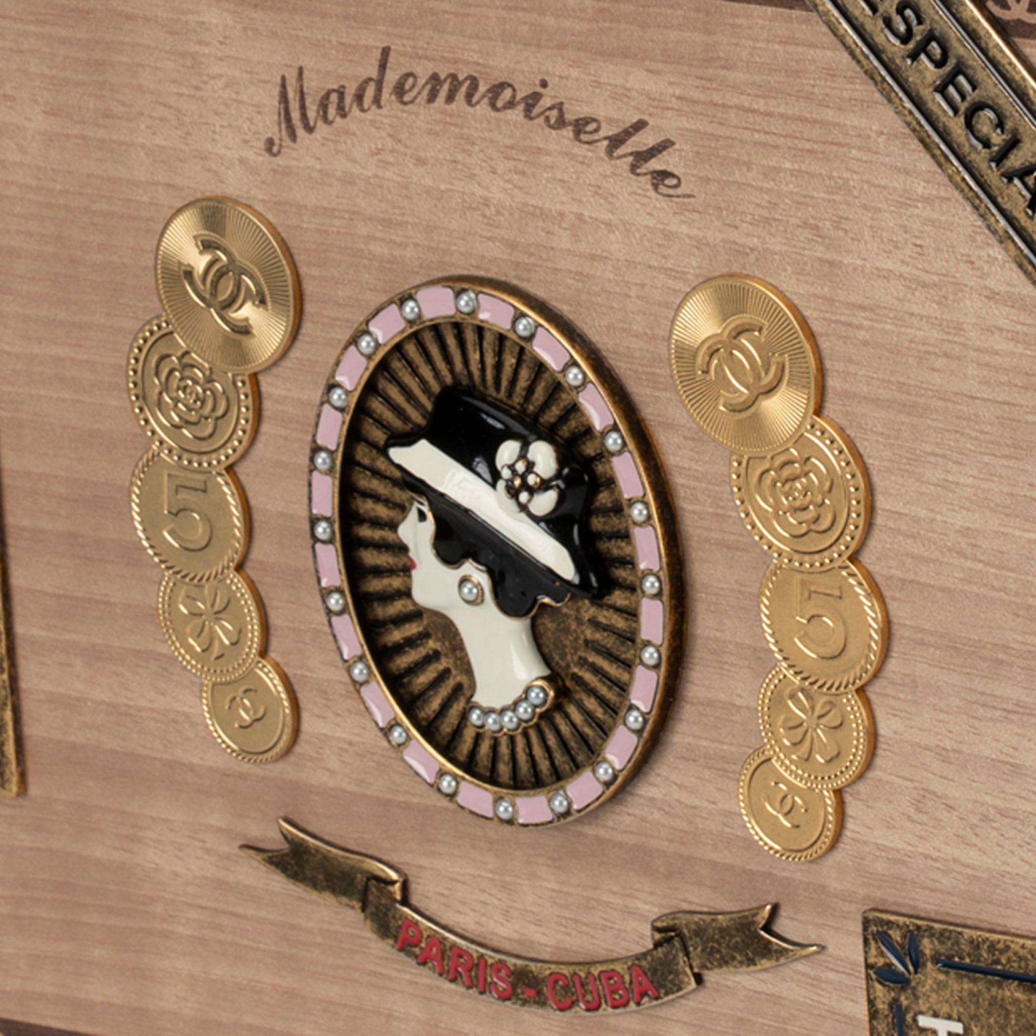 CHANEL MINAUDIÈRE LIMITED EDITION HAVANA BY THE NIGHT COCO CUBAN CIGAR CASE AGED GOLD HARDWARE - On Repeat