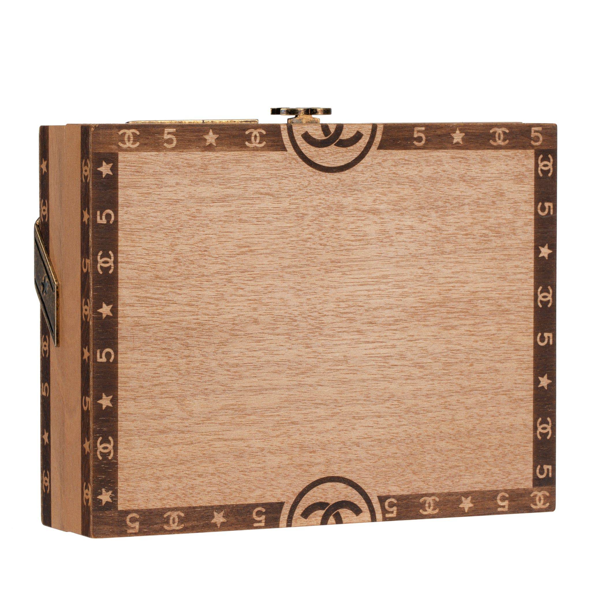 CHANEL MINAUDIÈRE LIMITED EDITION HAVANA BY THE NIGHT COCO CUBAN CIGAR CASE AGED GOLD HARDWARE - On Repeat