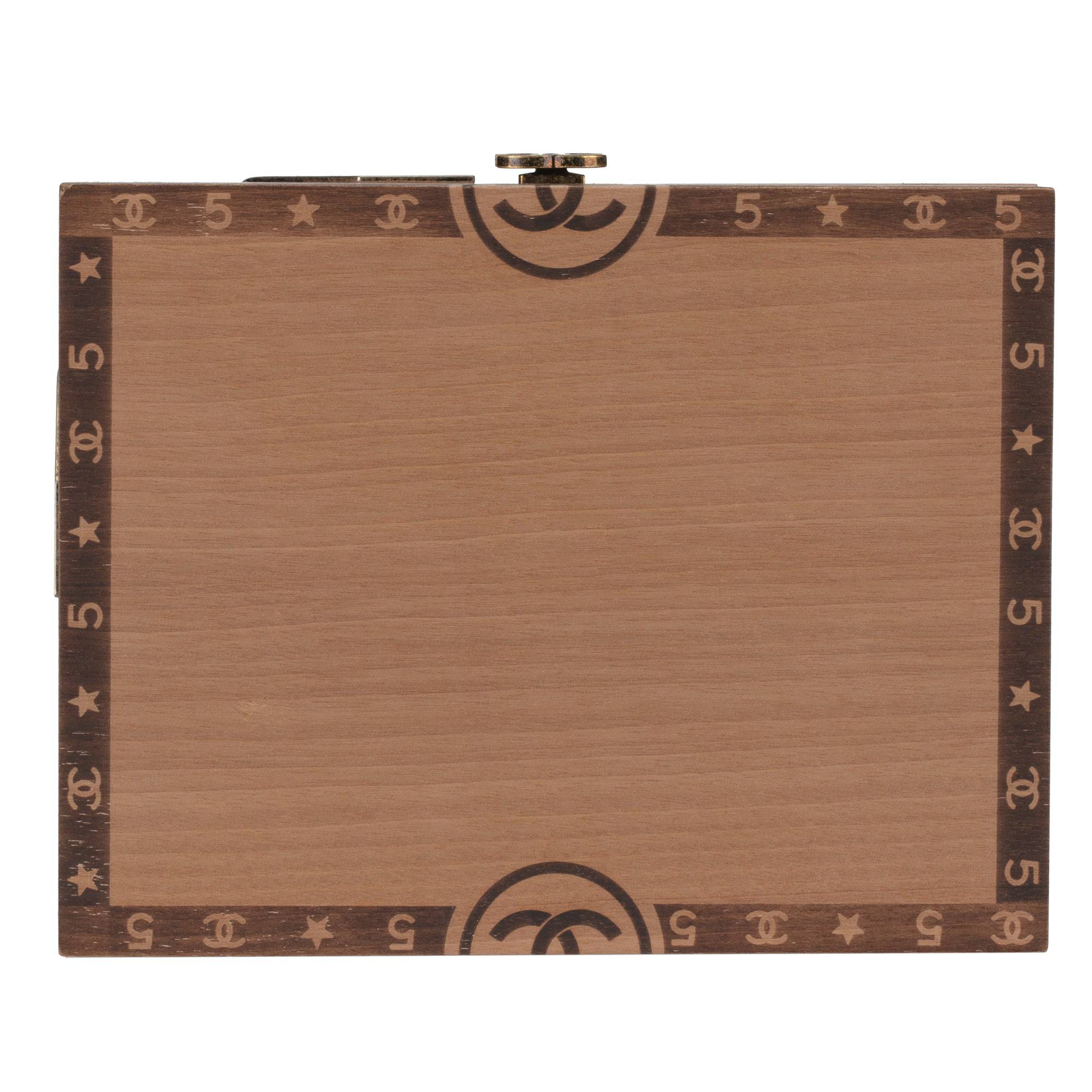 CHANEL MINAUDIÈRE LIMITED EDITION HAVANA BY THE NIGHT COCO CUBAN CIGAR CASE AGED GOLD HARDWARE - On Repeat