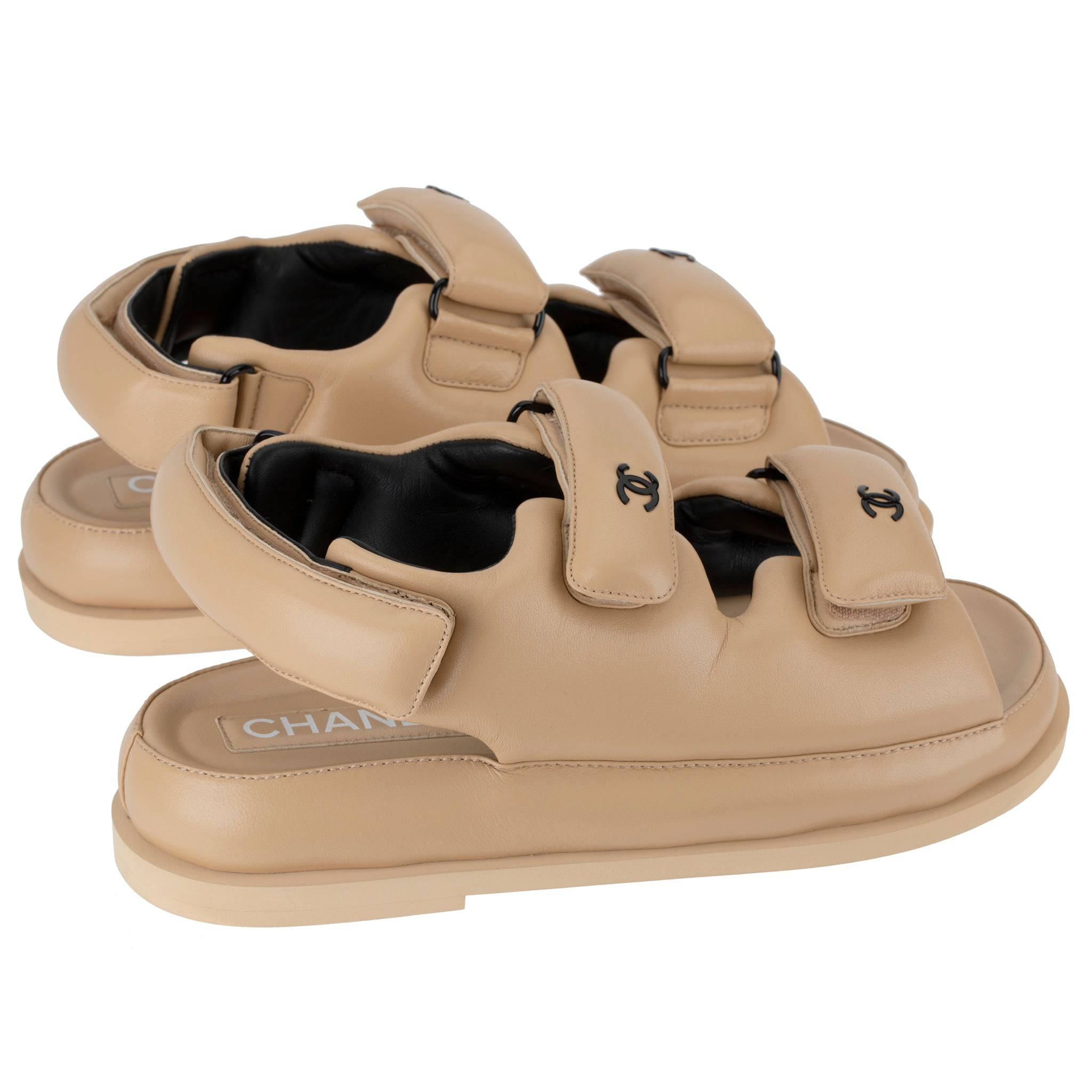 CHANEL DAD SANDALS PADDED LAMBSKIN BEIGE 39 FR - On Repeat