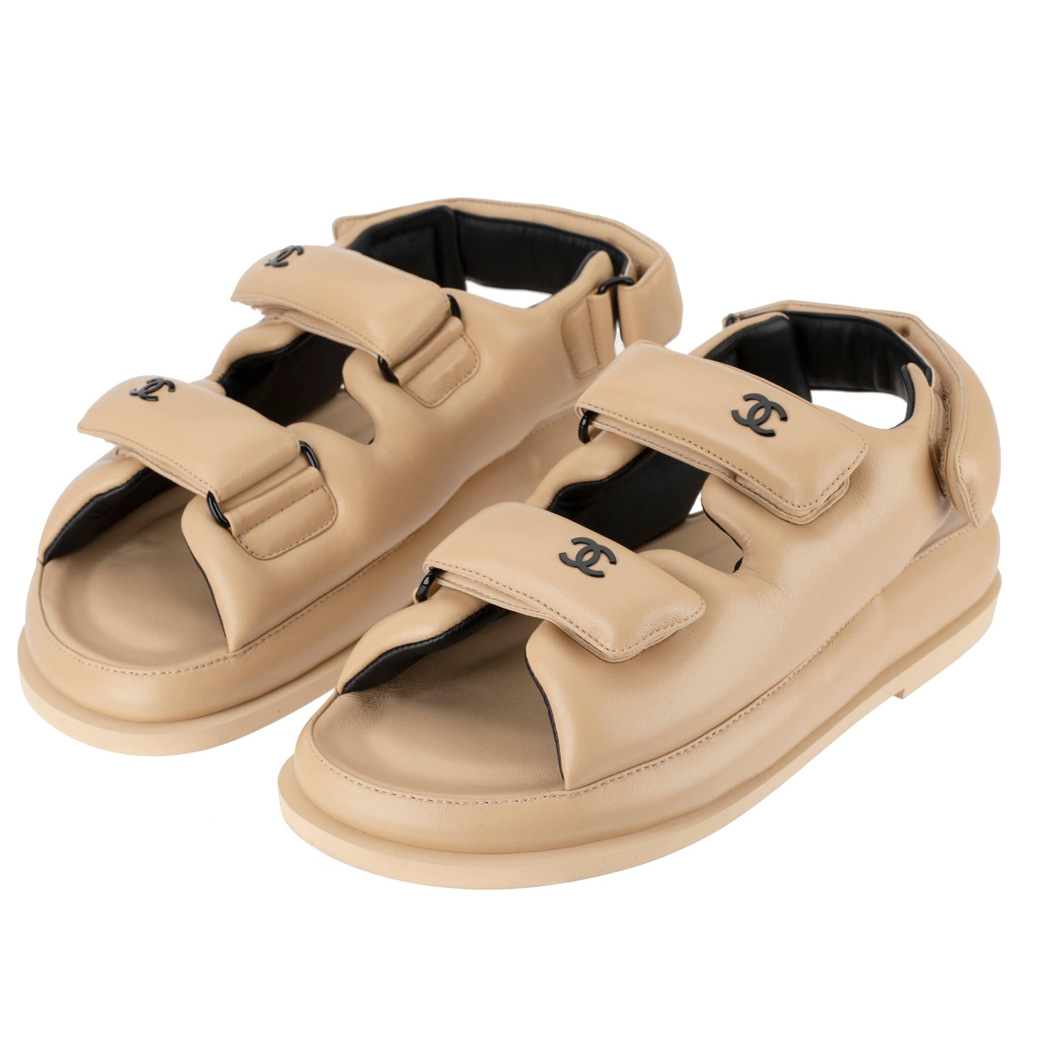CHANEL DAD SANDALS PADDED LAMBSKIN BEIGE 39 FR - On Repeat