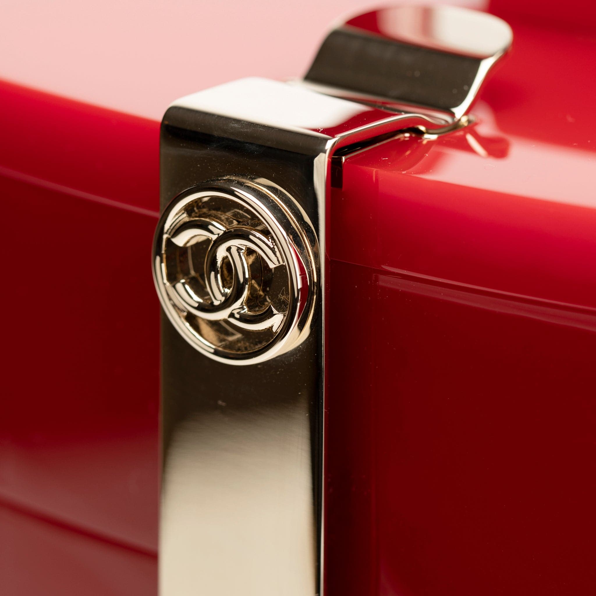 CHANEL MINAUDIÈRE LIMITED EDITION RED LUCITE VANITY CASE WITH MIRROR GOLD-TONE HARDWARE - On Repeat