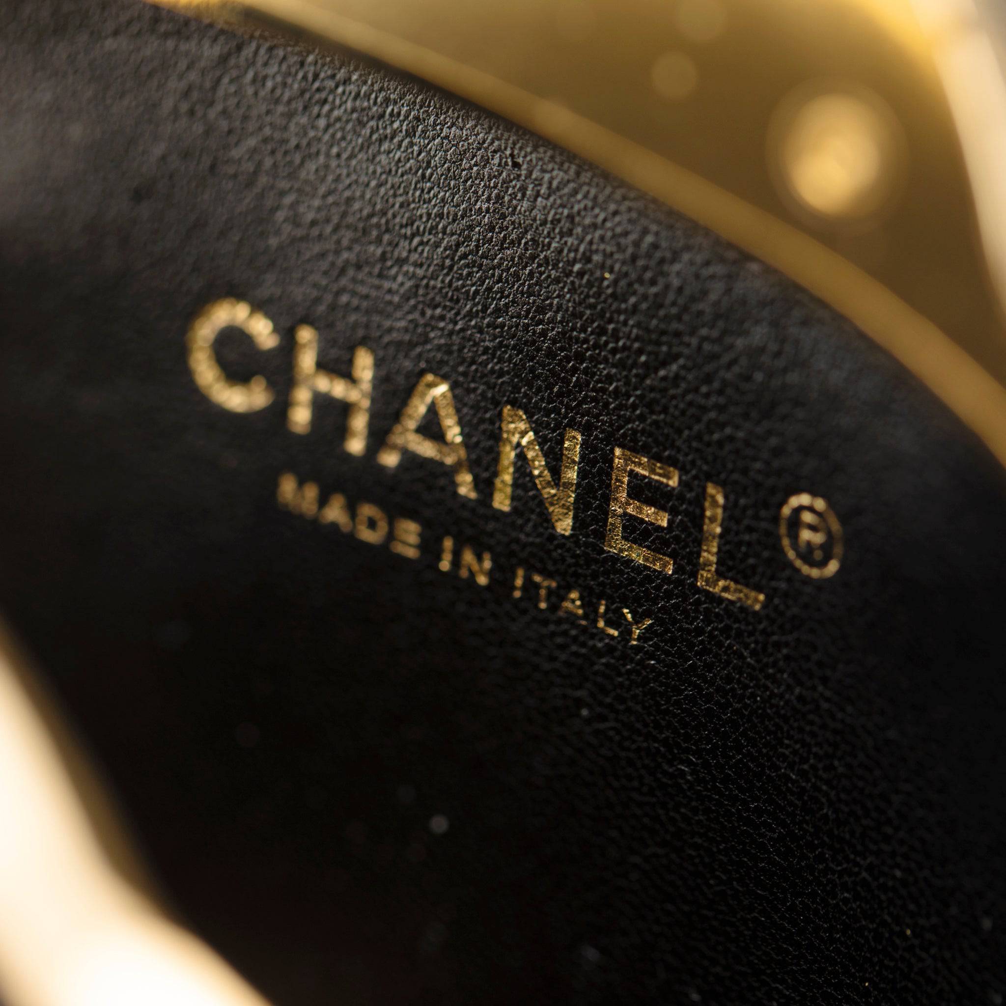 CHANEL MINAUDIÈRE LIMITED EDITION PLEXIGLASS EGYPTIAN SCARAB GOLD-TONE HARDWARE - On Repeat