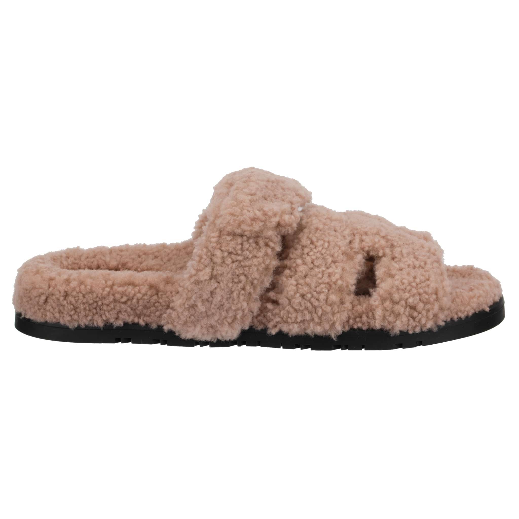 HERMES CHYPRE SANDAL BOIS DE SANTAL SHEARLING PALLADIUM HARDWARE - On Repeat