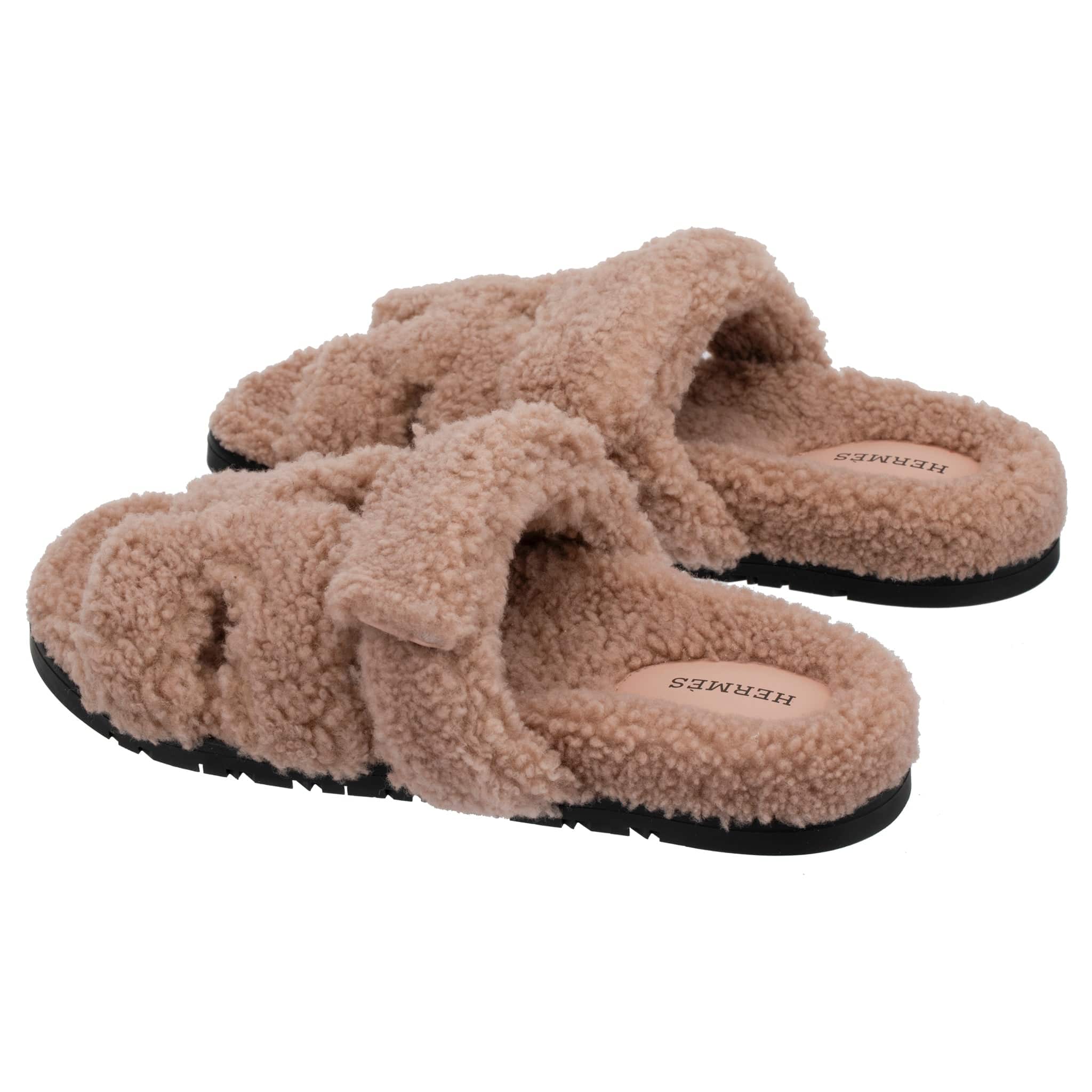 HERMES CHYPRE SANDAL BOIS DE SANTAL SHEARLING PALLADIUM HARDWARE - On Repeat