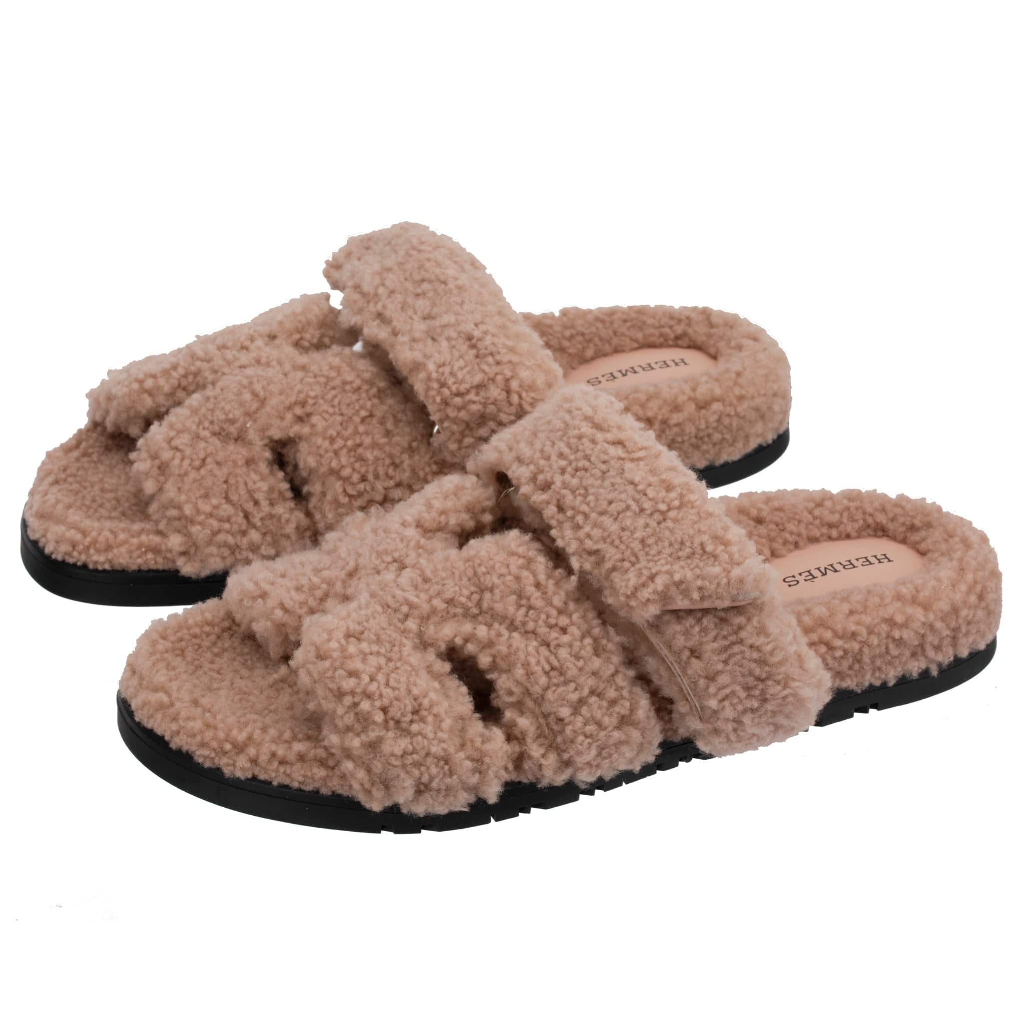 HERMES CHYPRE SANDAL BOIS DE SANTAL SHEARLING PALLADIUM HARDWARE - On Repeat