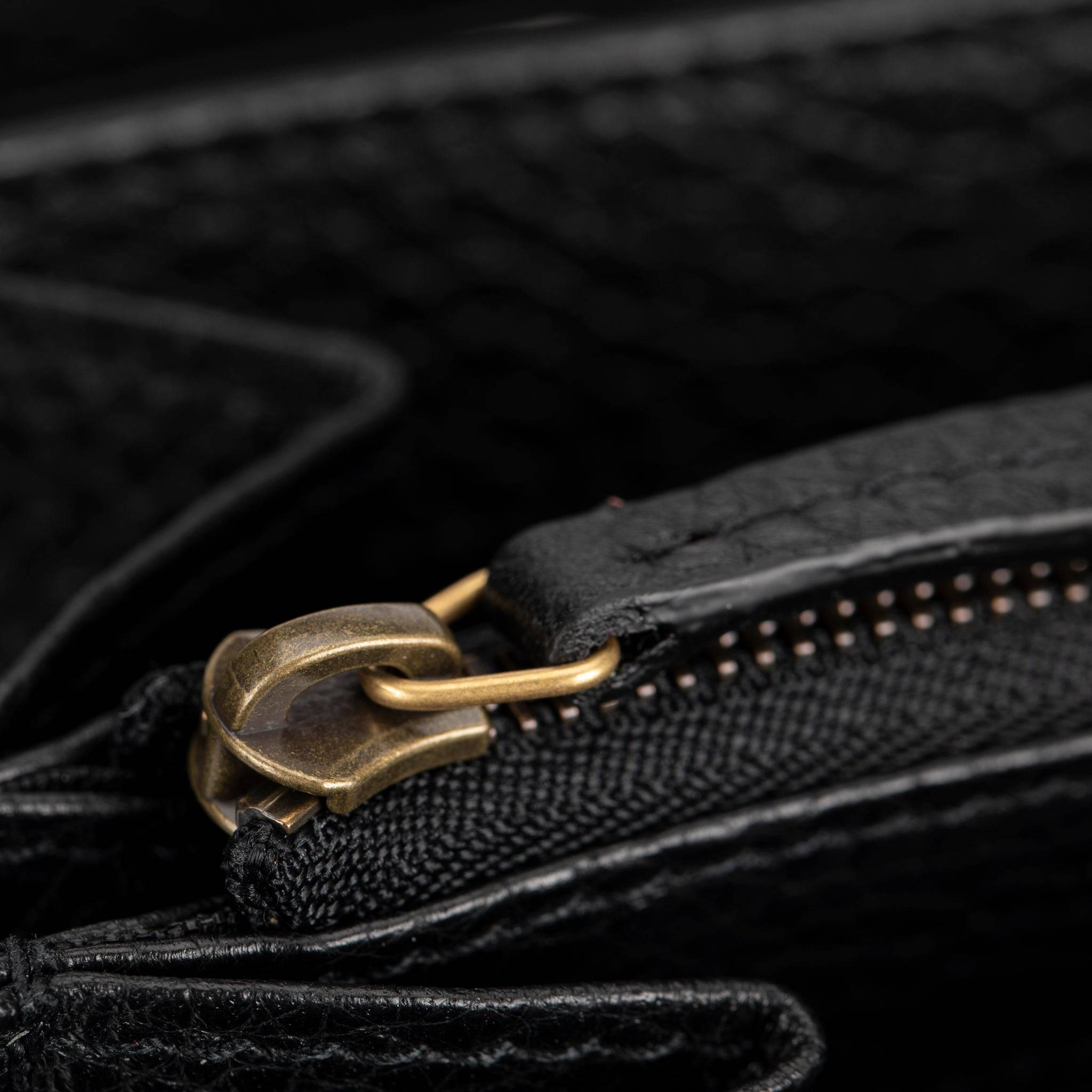 GUCCI MARMONT WALLET ON CHAIN BLACK PEBBLED LEATHER AGED GOLD HARDWARE - On Repeat