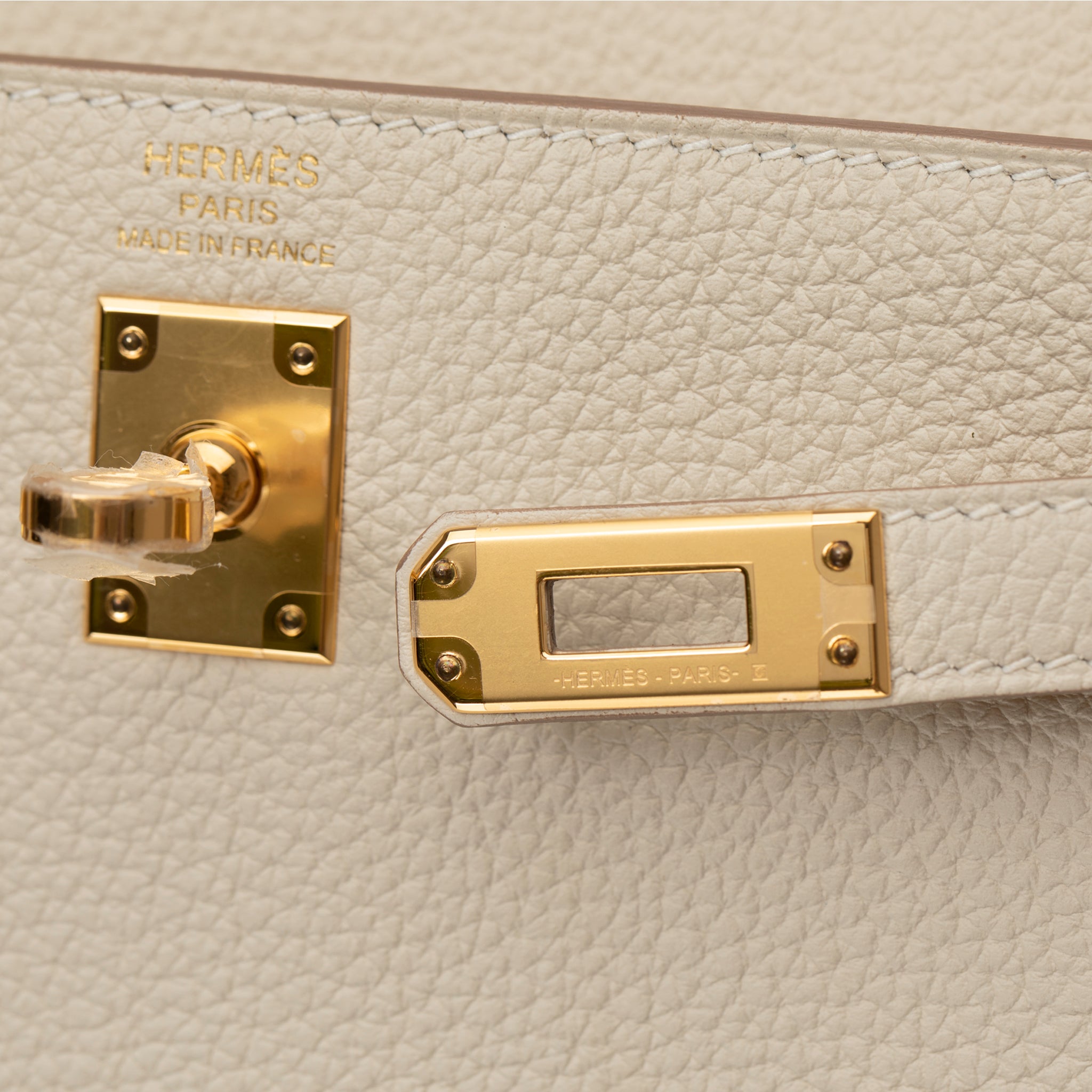 HERMES KELLY 25CM CRAIE TOGO LEATHER GOLD HARDWARE - On Repeat