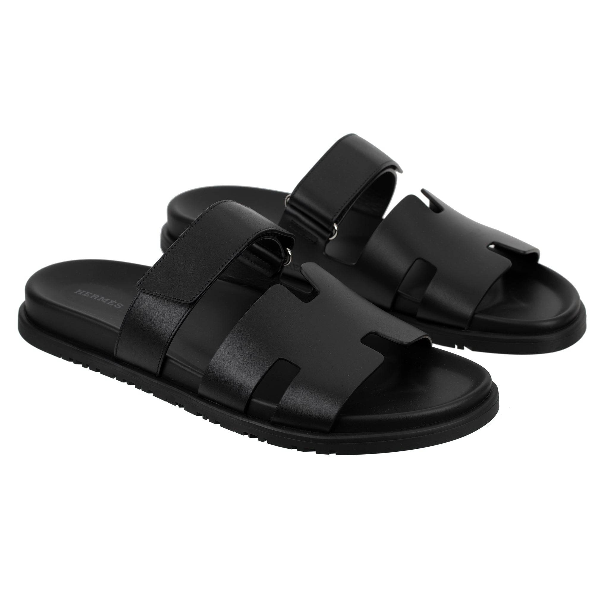 HERMES CHYPRE SANDAL BLACK SMOOTH LEATHER PALLADIUM HARDWARE 45 FR - On Repeat
