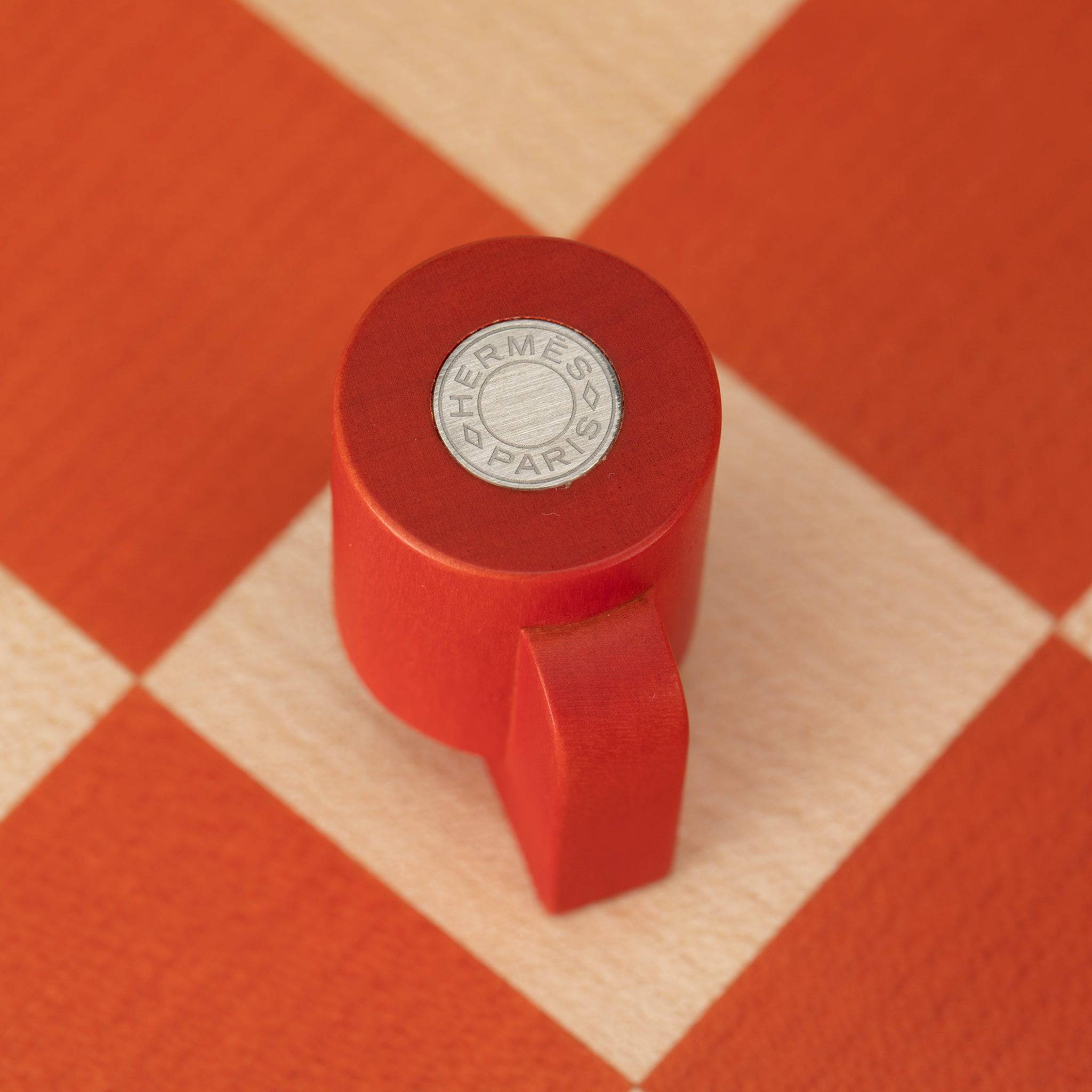 HERMES HORSECUT CHESS SET PAPRIKA MAPLE WOOD - On Repeat
