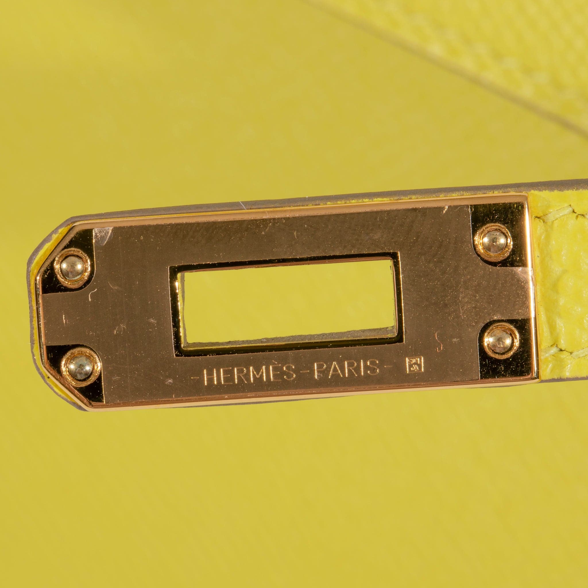 HERMES KELLY 25CM SELLIER LIME EPSOM LEATHER GOLD HARDWARE - On Repeat