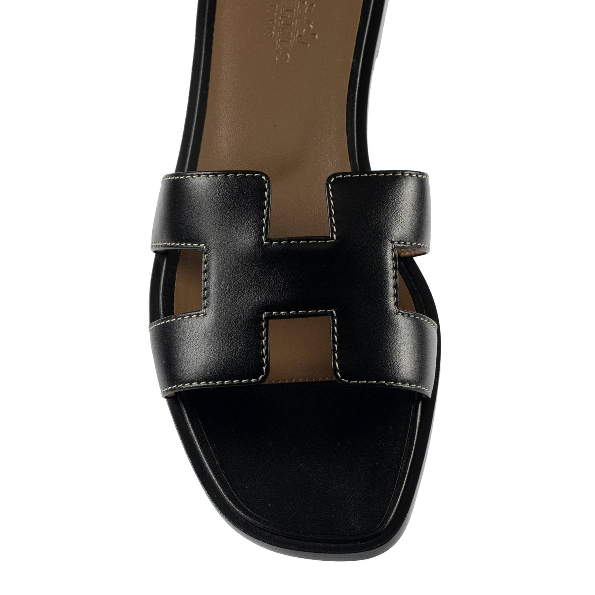 HERMES ORAN SANDAL BLACK SMOOTH LEATHER 38 FR - On Repeat