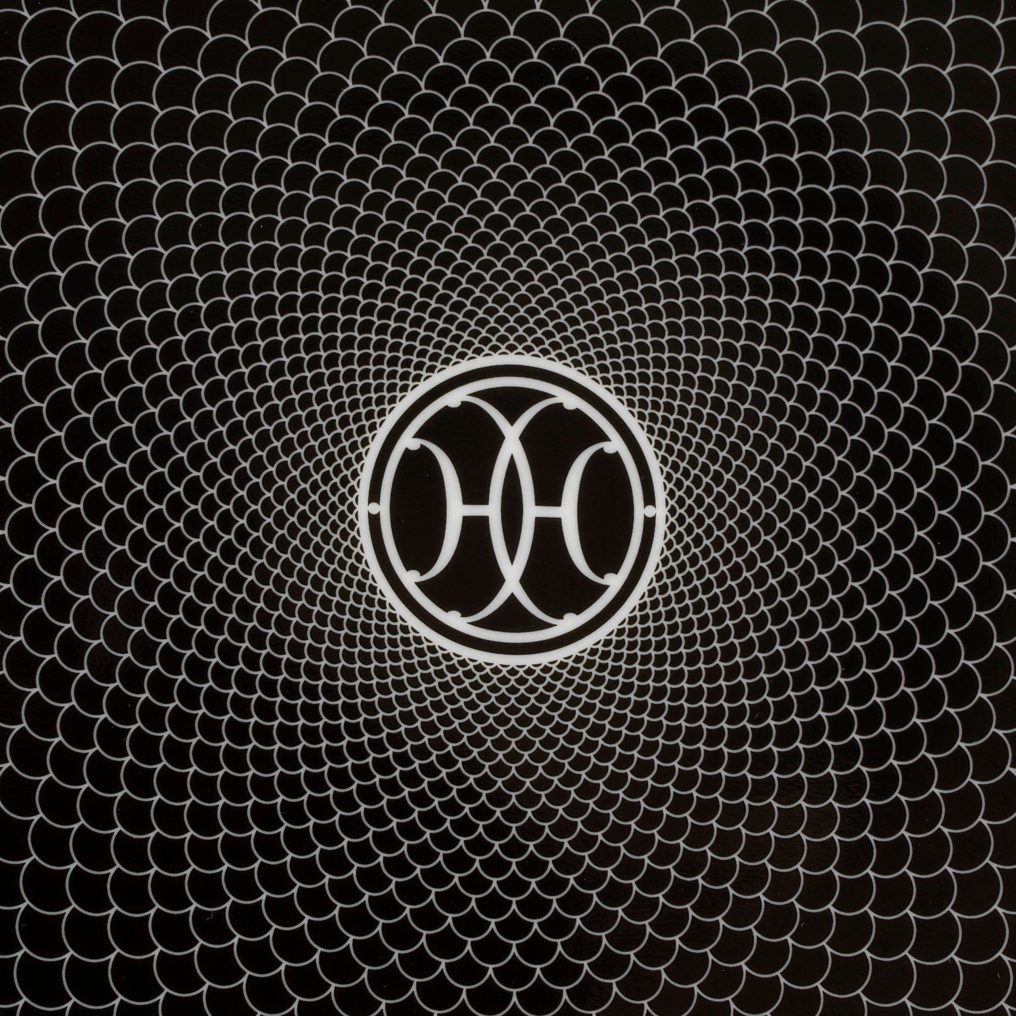 Hermes H Deco Presentation Plate White & Black - On Repeat