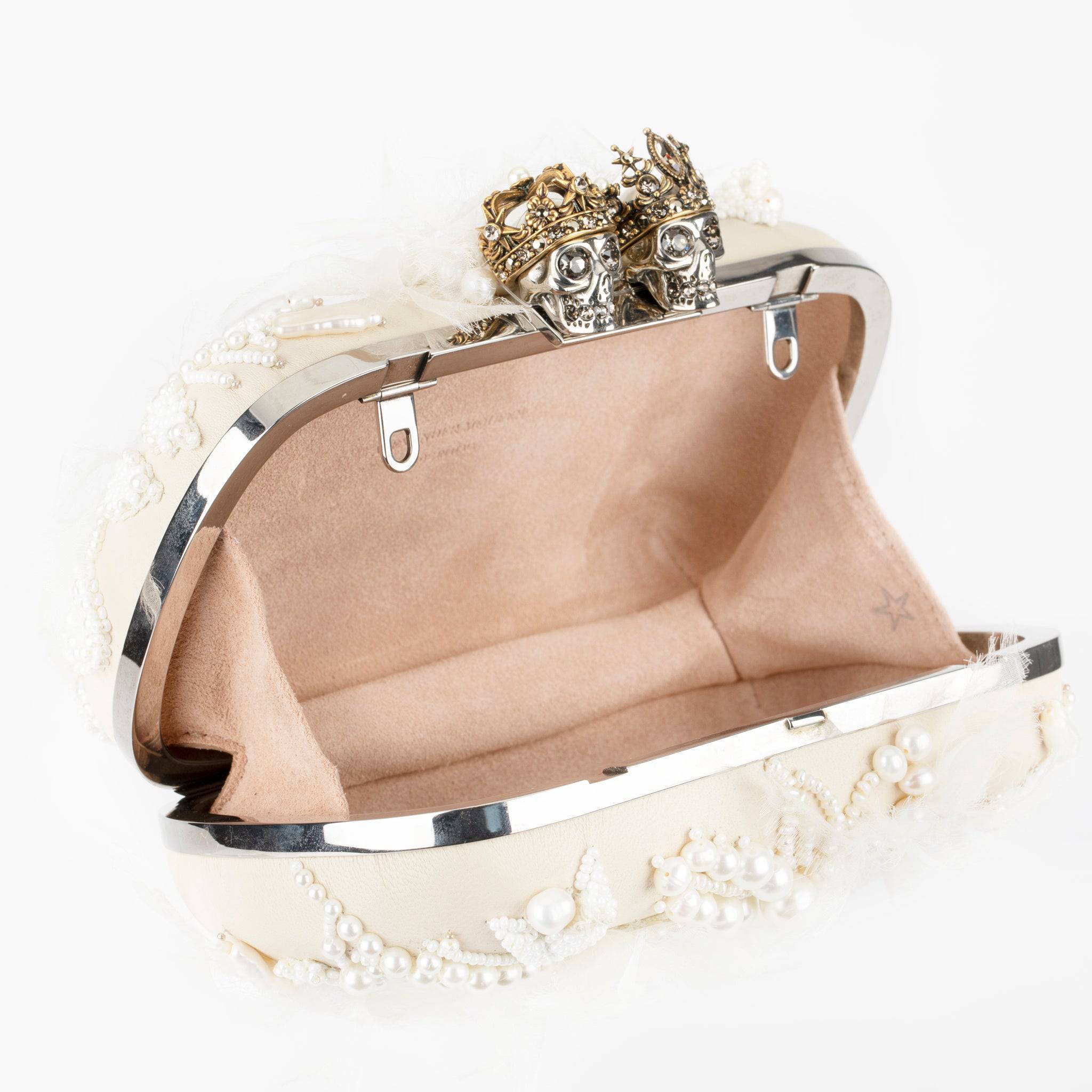 ALEXANDER MCQUEEN QUEEN & KING IVORY LEATHER, PEARL, CRYSTAL & SILK CLUTCH SILVER TONE HARDWARE - On Repeat