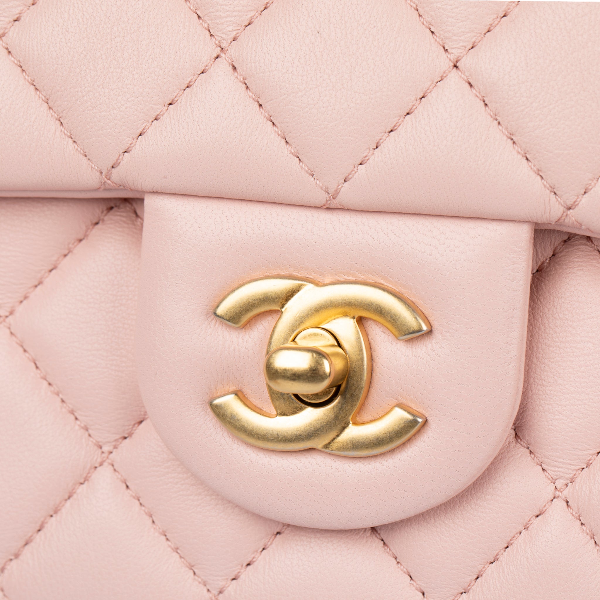 Chanel Single Classic Flap Bag Pink Lambskin Leather Gold Tone Hardware