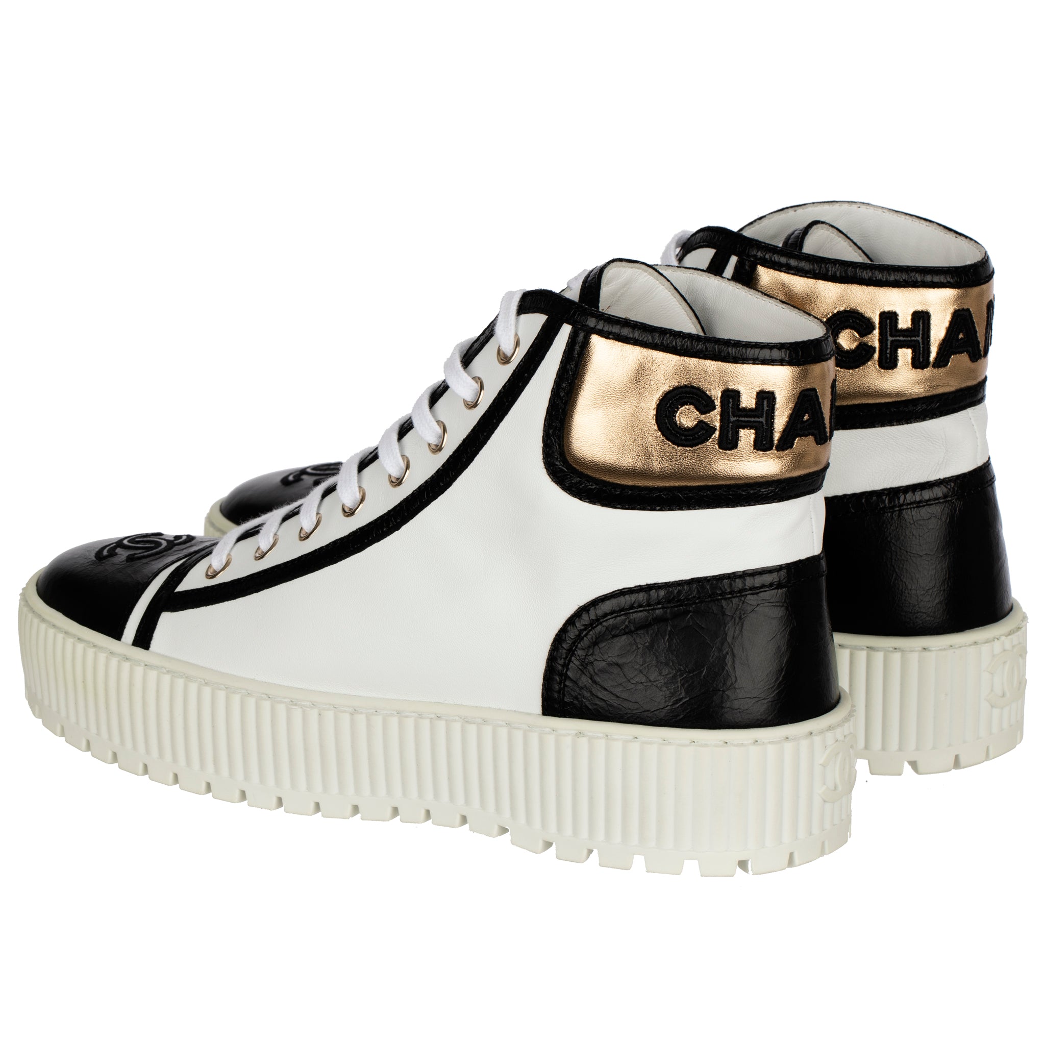 Chanel High Tops Black & White 37.5 FR