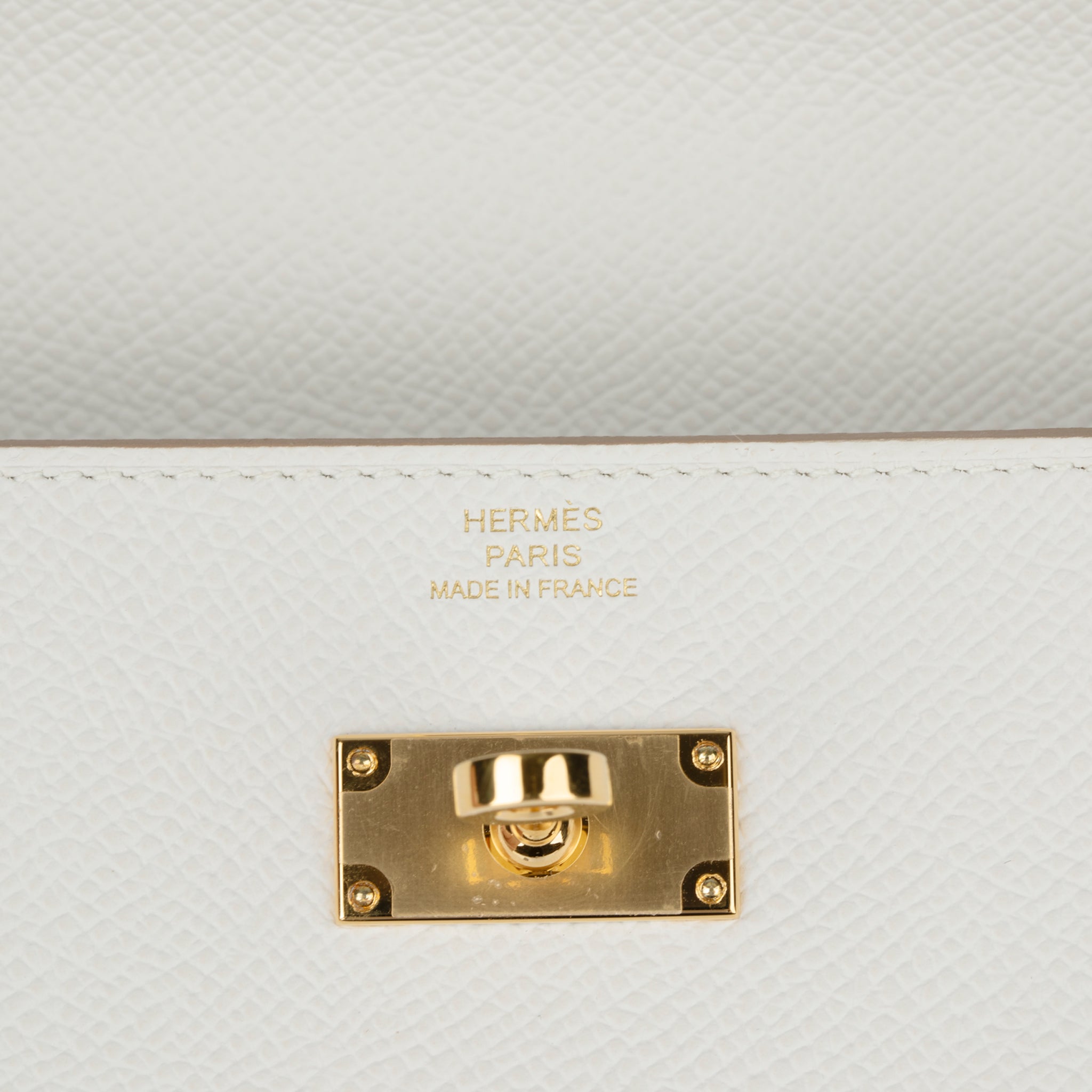 Hermes Kelly-To-Go Gris Pale Epsom Leather Gold Hardware