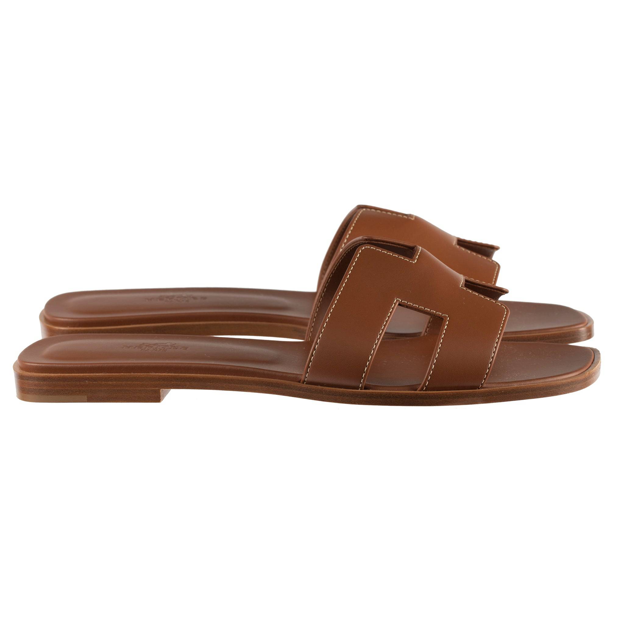 HERMES ORAN SANDAL GOLD SMOOTH LEATHER - On Repeat